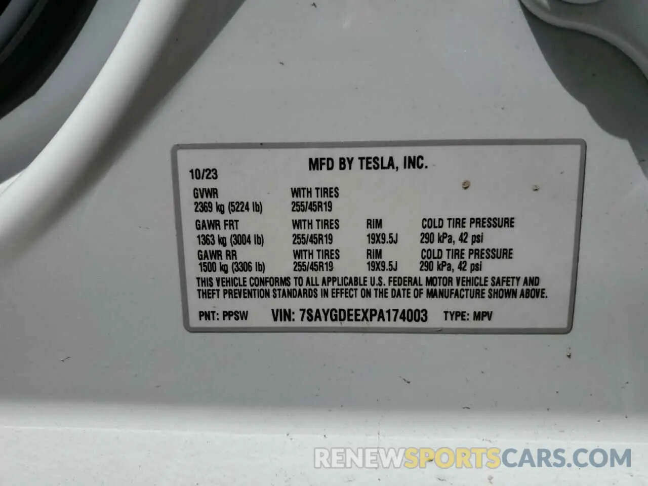 13 fotografías del automóvil dañado 7SAYGDEEXPA174003 TESLA MODEL Y 2023