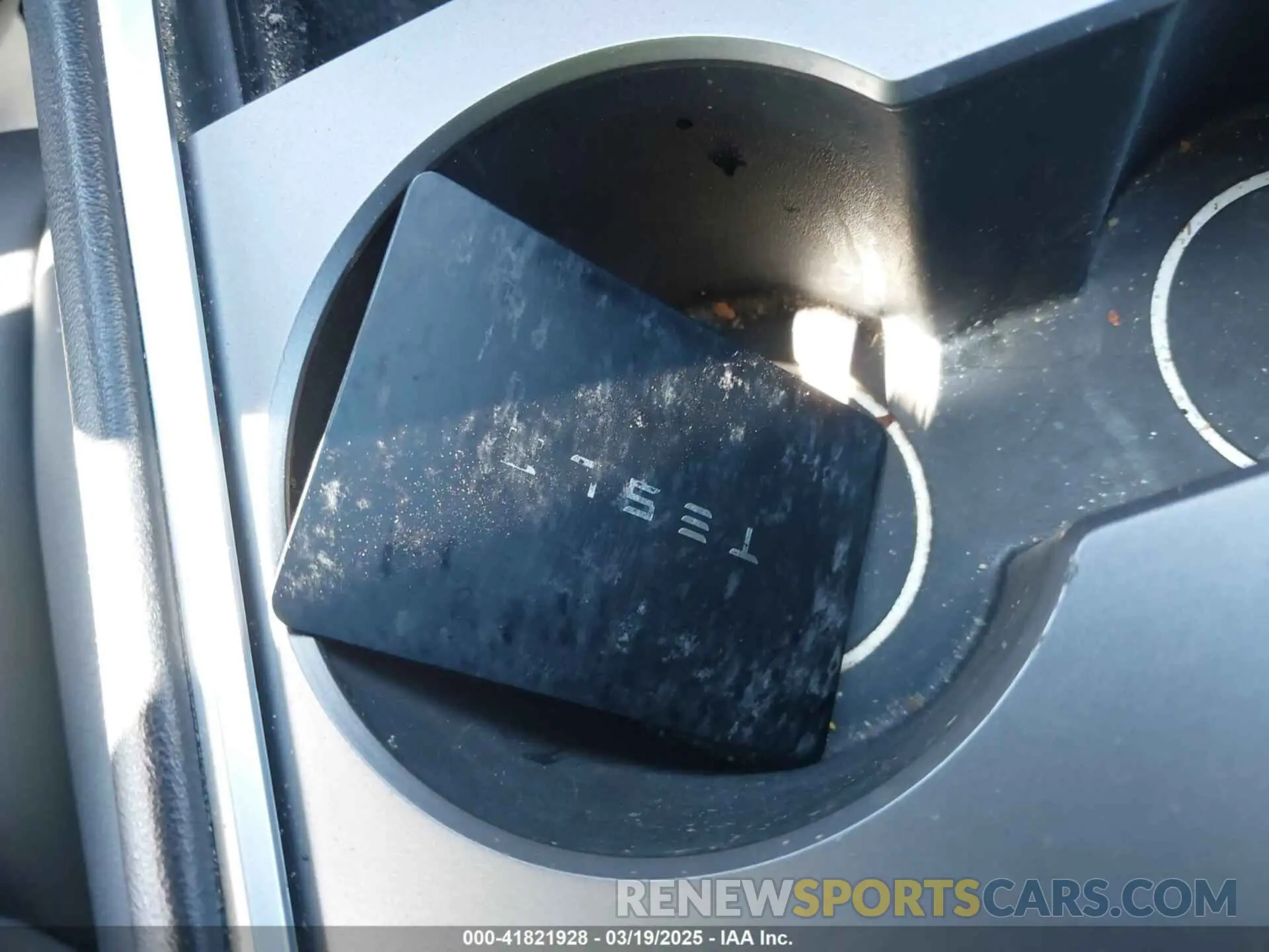 11 fotografías del automóvil dañado 7SAYGDEEXPA175104 TESLA MODEL Y 2023