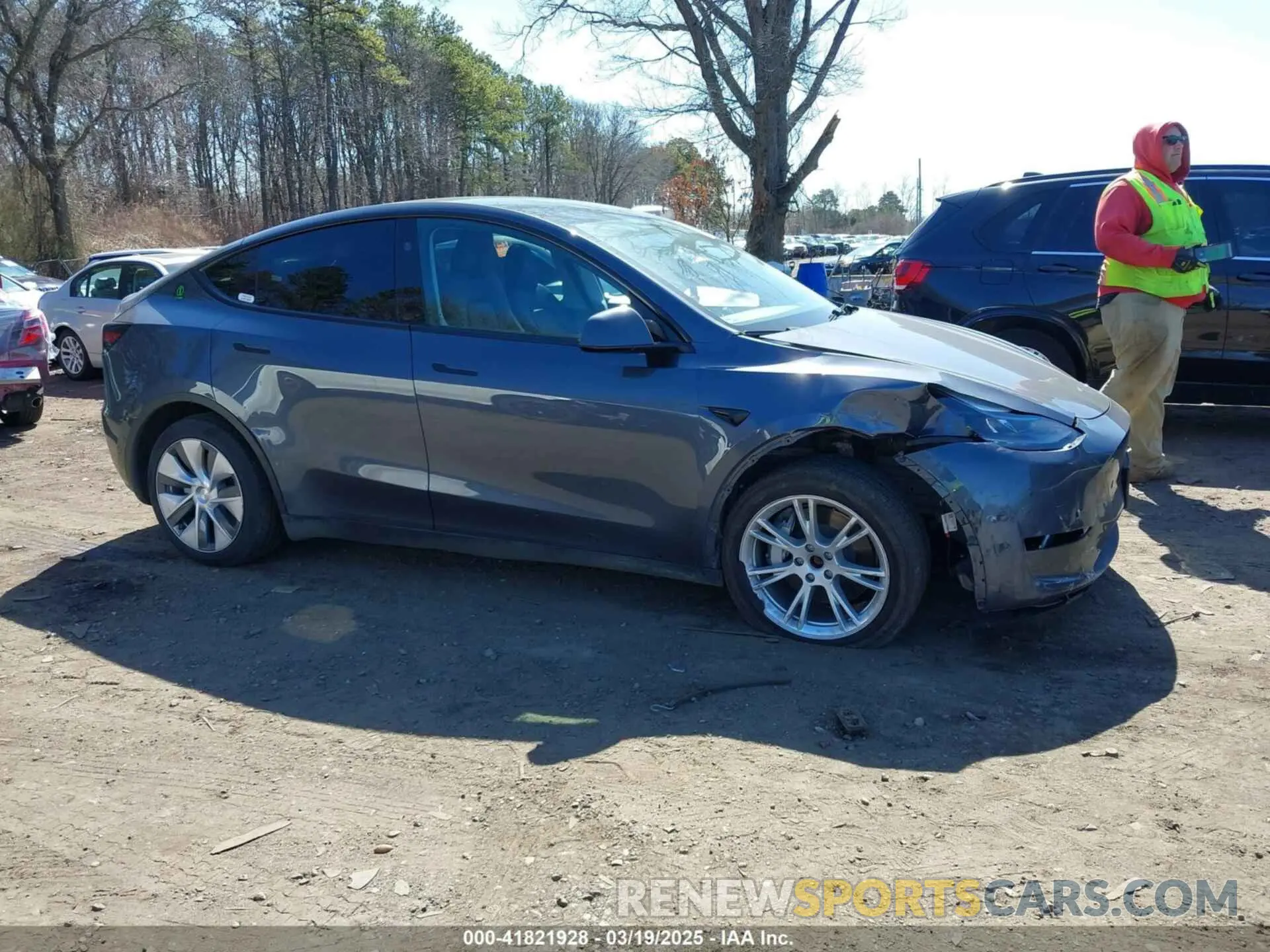 13 fotografías del automóvil dañado 7SAYGDEEXPA175104 TESLA MODEL Y 2023