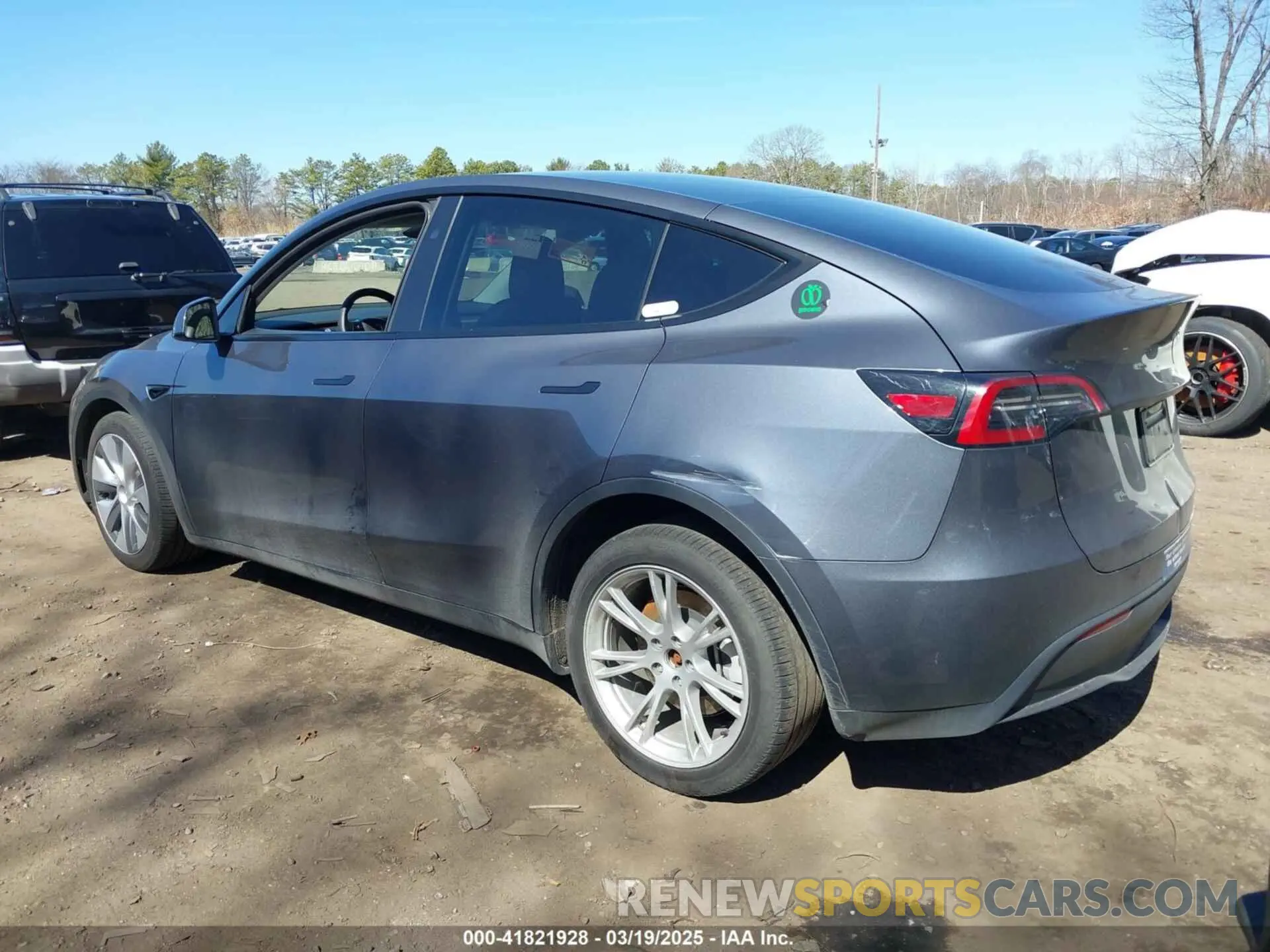 14 fotografías del automóvil dañado 7SAYGDEEXPA175104 TESLA MODEL Y 2023