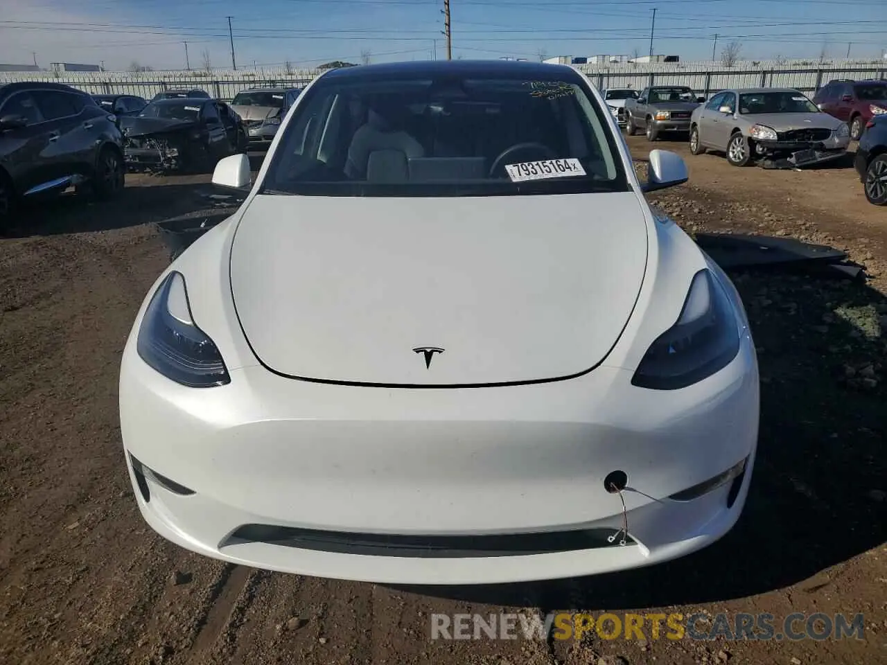 5 fotografías del automóvil dañado 7SAYGDEEXPA180237 TESLA MODEL Y 2023