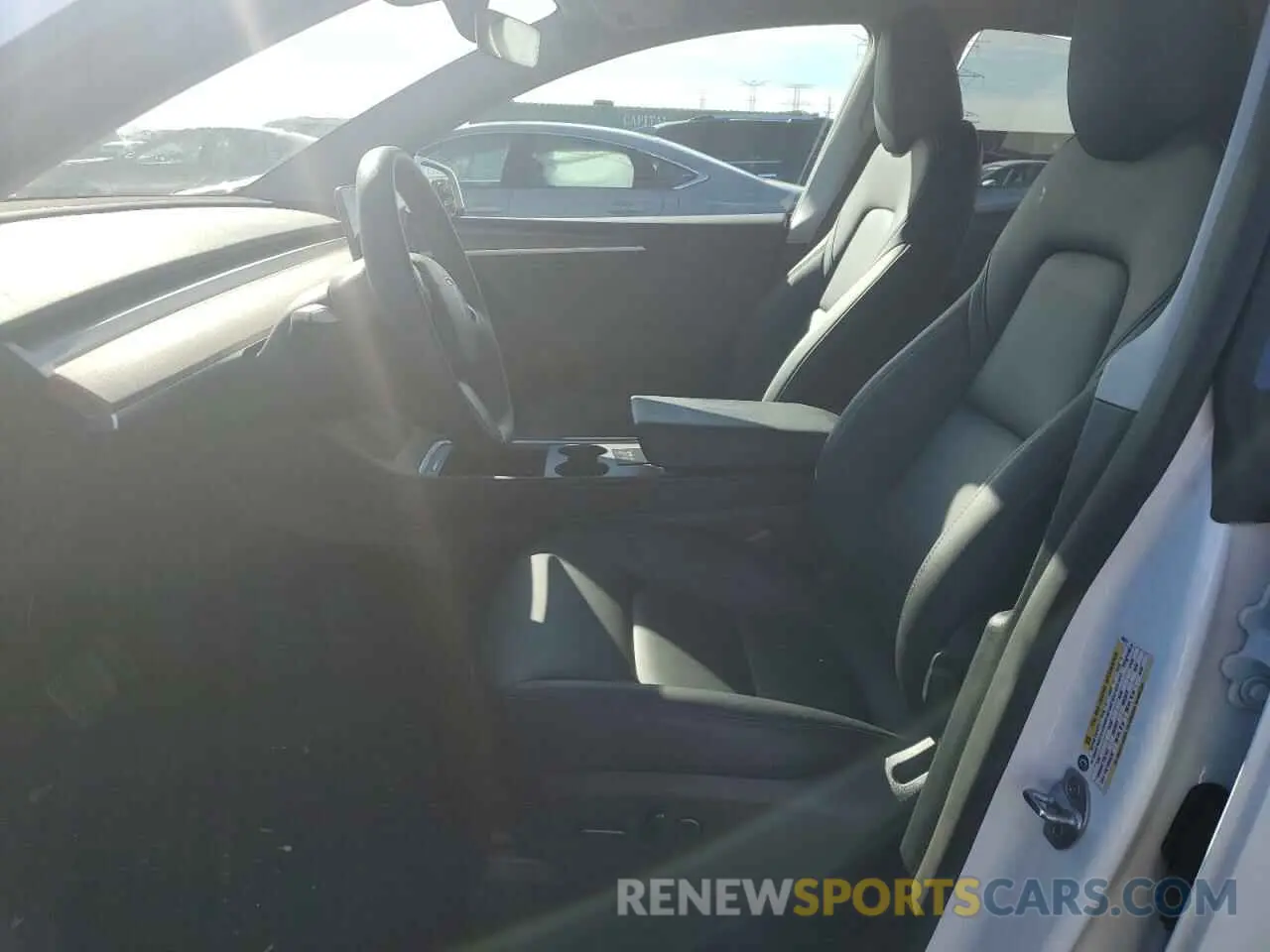7 fotografías del automóvil dañado 7SAYGDEEXPA180237 TESLA MODEL Y 2023