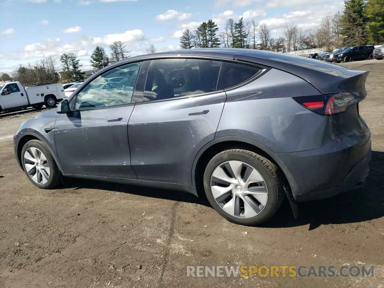 2 fotografías del automóvil dañado 7SAYGDEEXPA188483 TESLA MODEL Y 2023