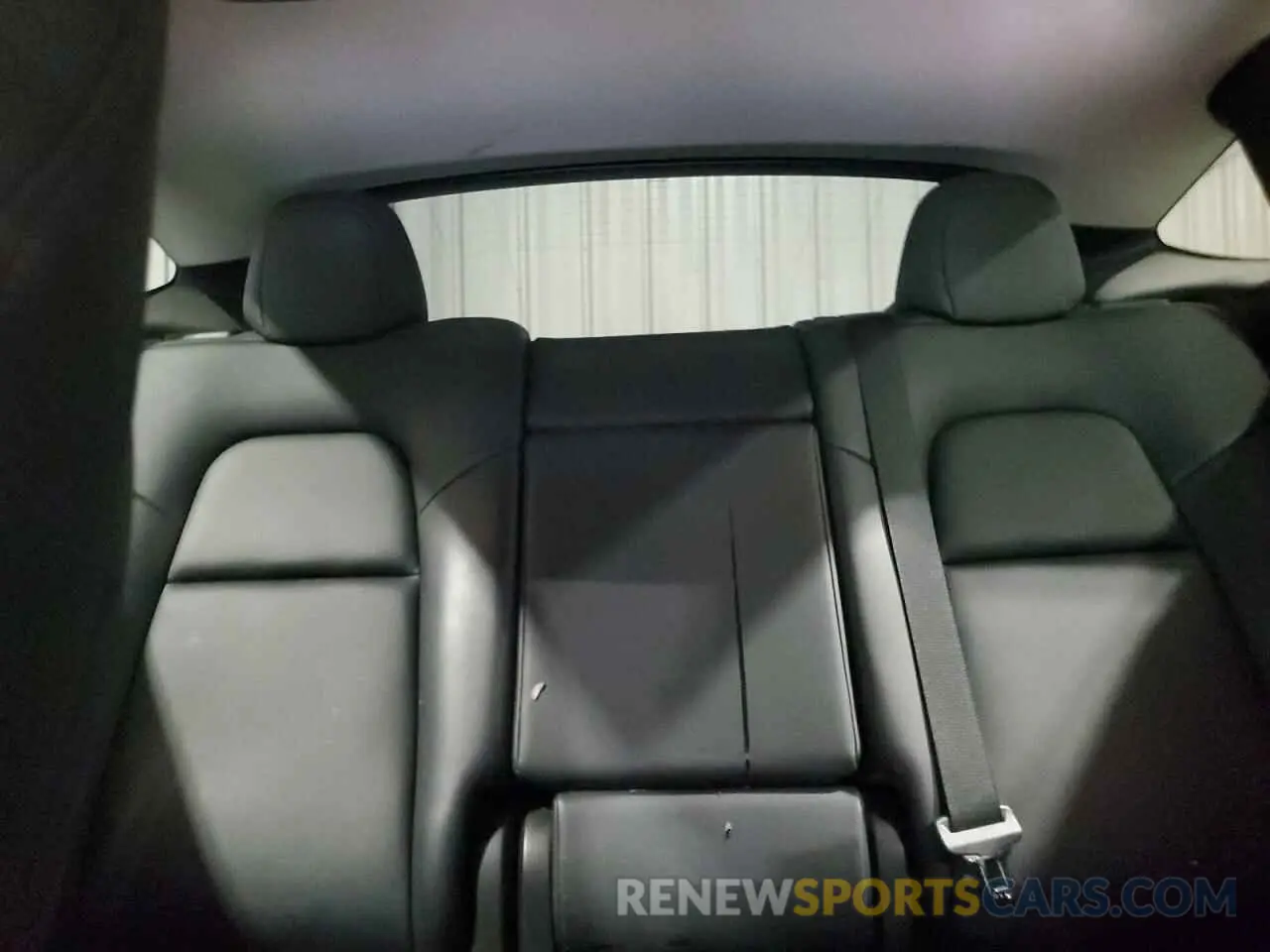 10 fotografías del automóvil dañado 7SAYGDEEXPF668462 TESLA MODEL Y 2023