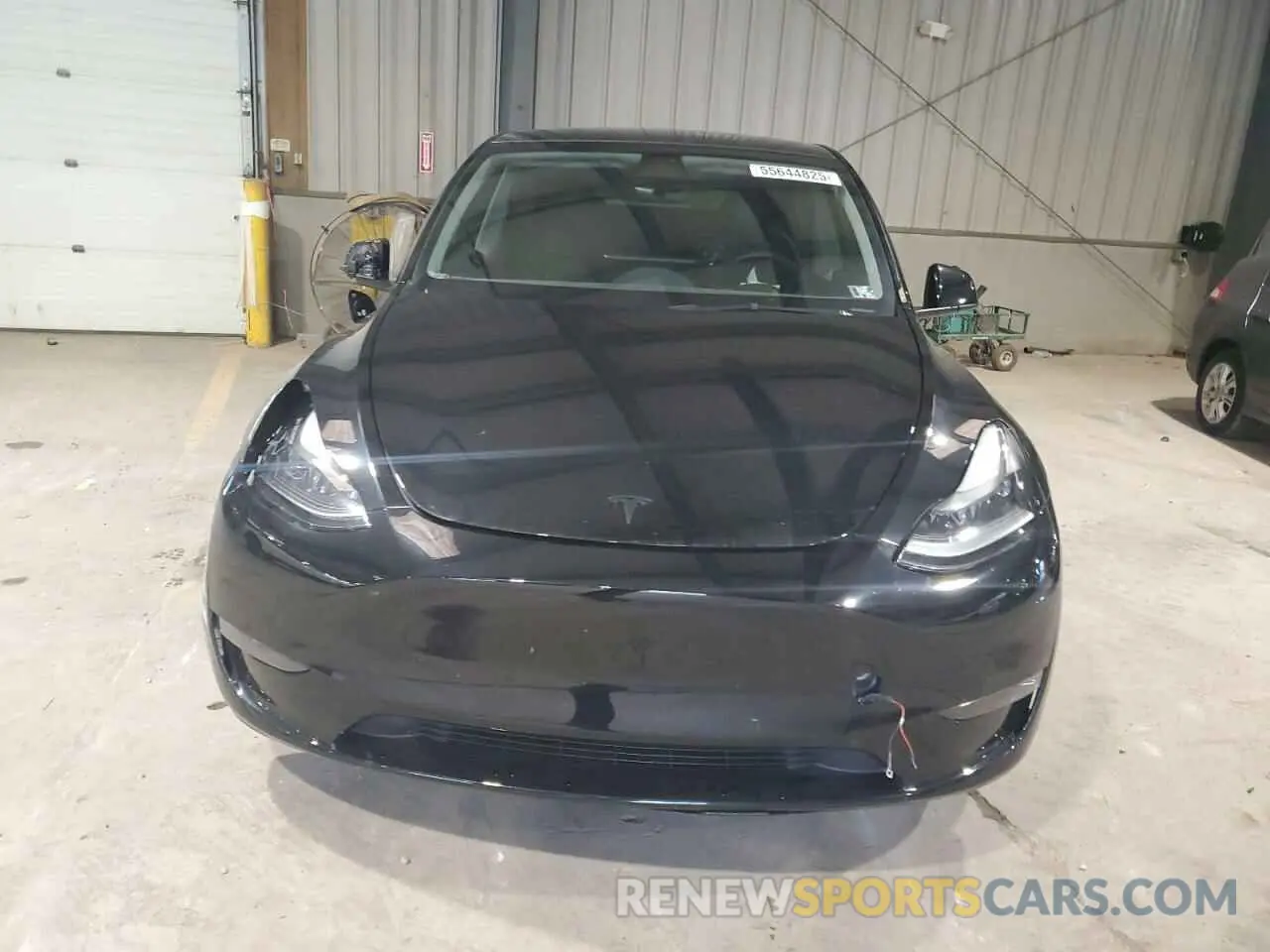 5 fotografías del automóvil dañado 7SAYGDEEXPF668462 TESLA MODEL Y 2023
