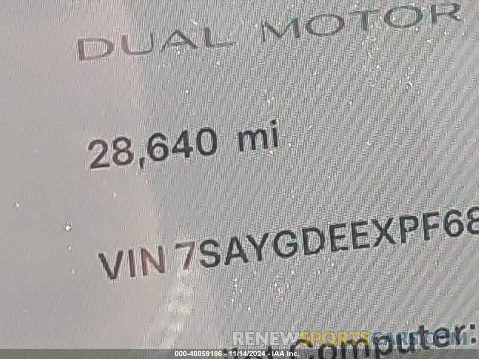 15 fotografías del automóvil dañado 7SAYGDEEXPF685584 TESLA MODEL Y 2023