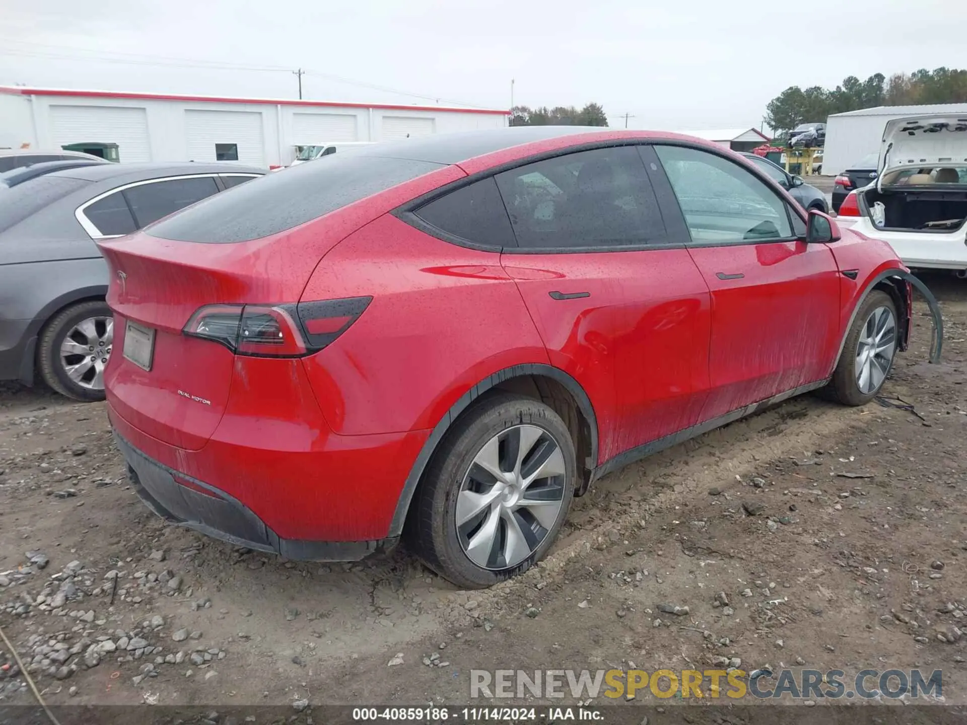 4 fotografías del automóvil dañado 7SAYGDEEXPF685584 TESLA MODEL Y 2023