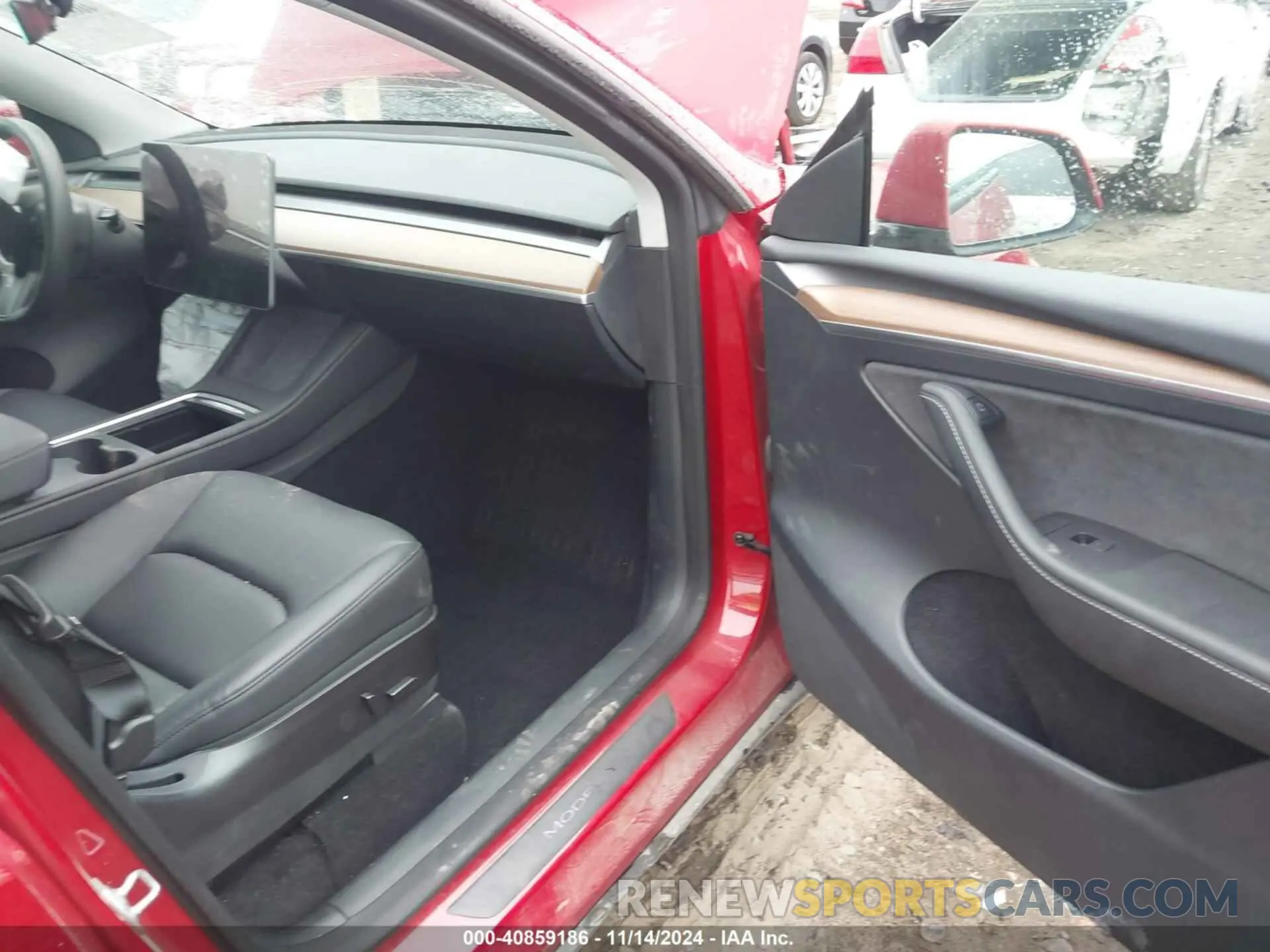 5 fotografías del automóvil dañado 7SAYGDEEXPF685584 TESLA MODEL Y 2023