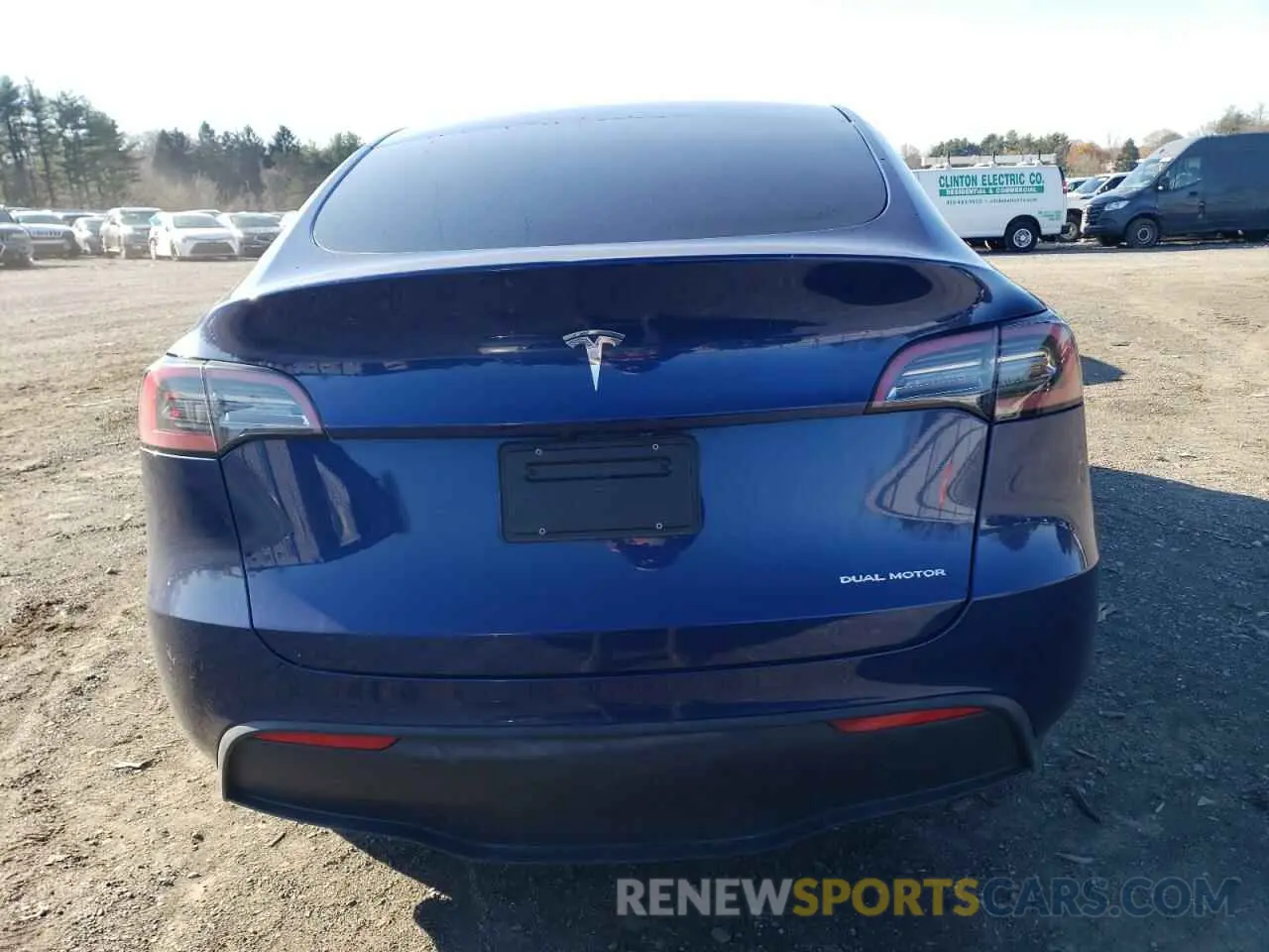 6 fotografías del automóvil dañado 7SAYGDEEXPF687853 TESLA MODEL Y 2023
