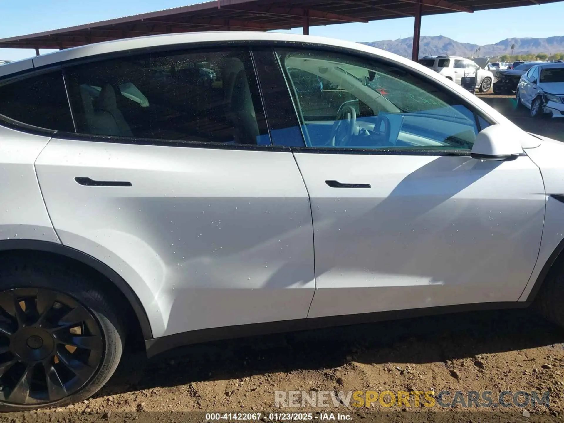 12 fotografías del automóvil dañado 7SAYGDEEXPF691580 TESLA MODEL Y 2023