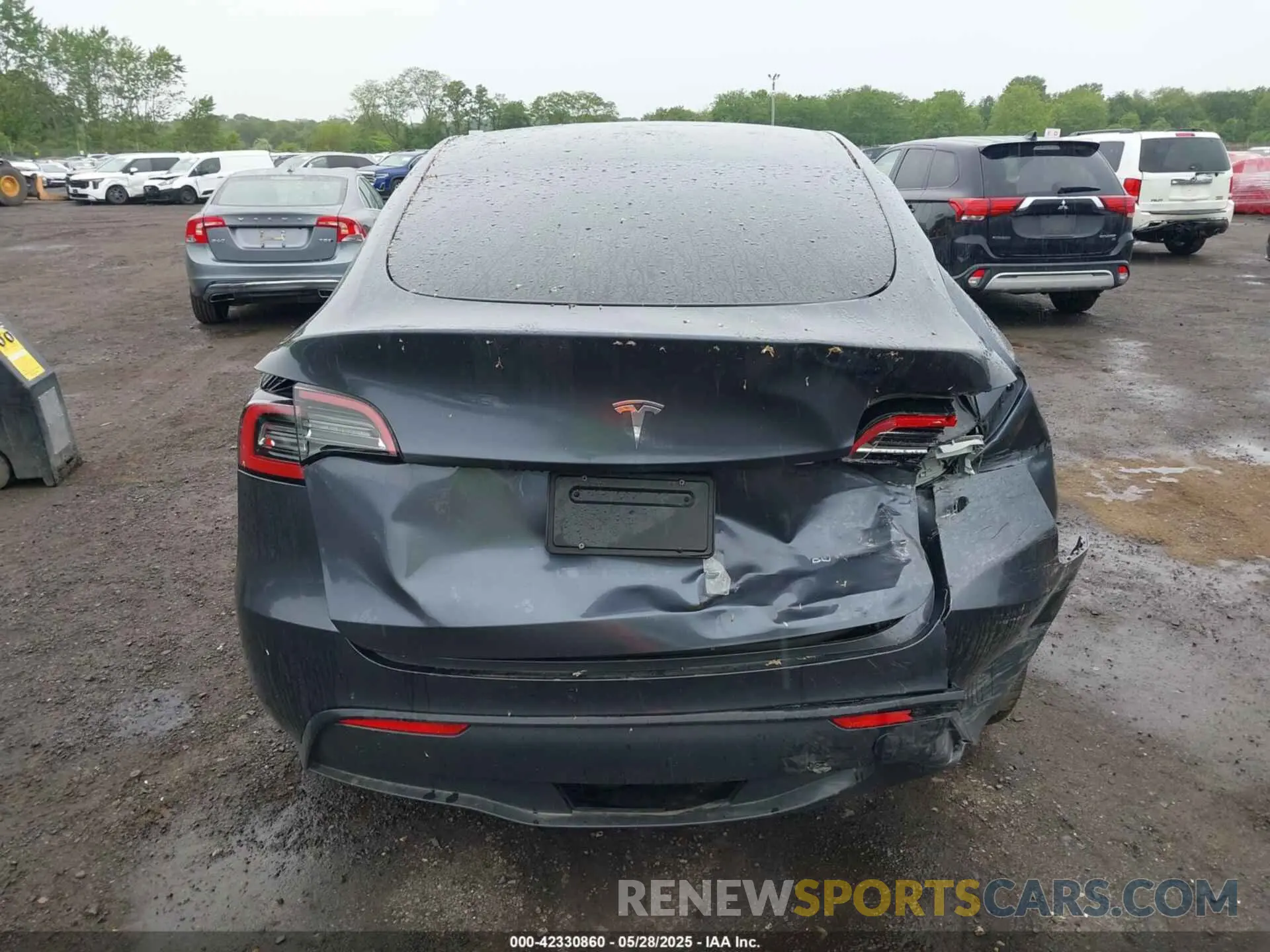 16 fotografías del automóvil dañado 7SAYGDEEXPF699677 TESLA MODEL Y 2023