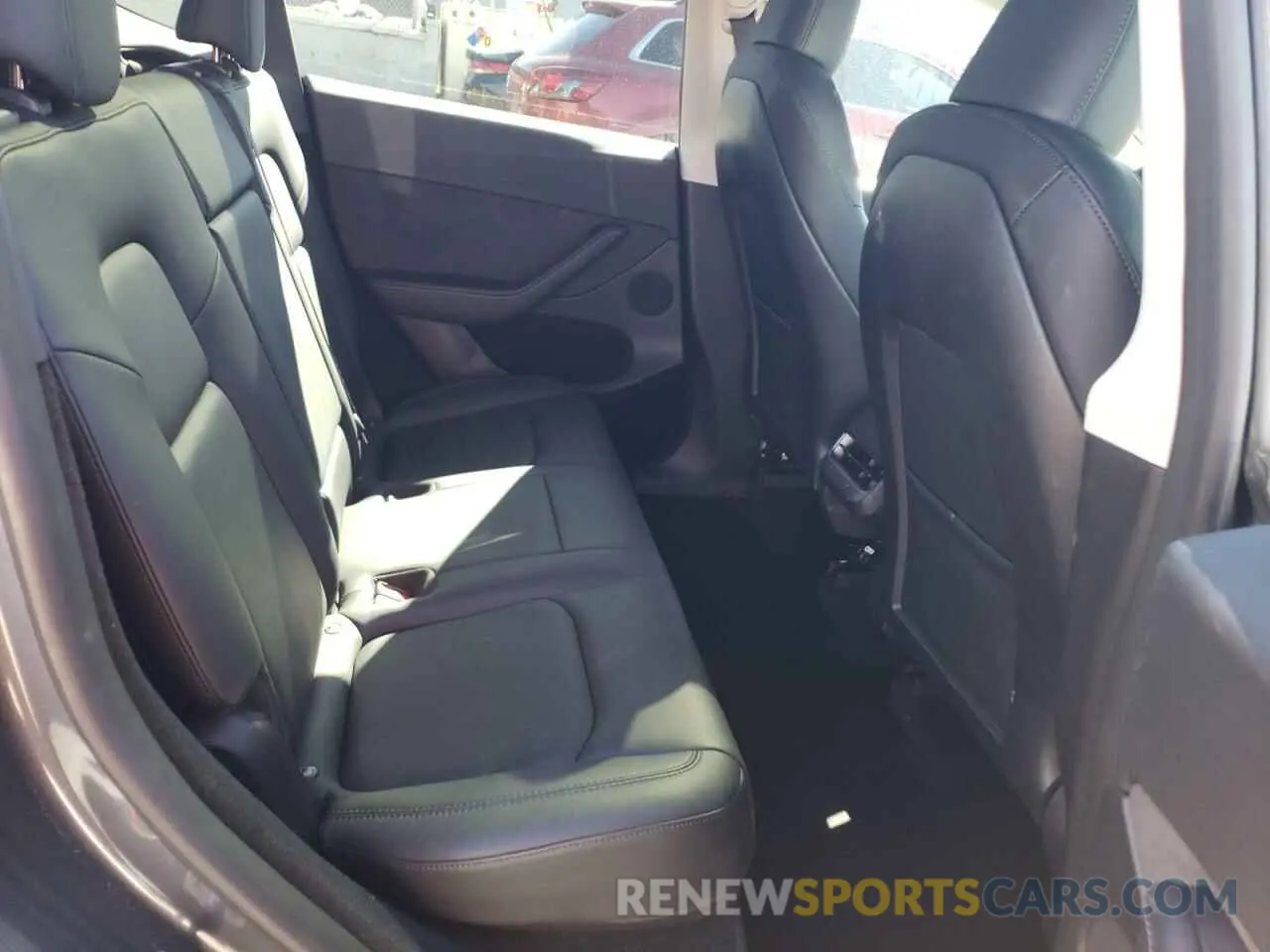 10 fotografías del automóvil dañado 7SAYGDEEXPF754676 TESLA MODEL Y 2023