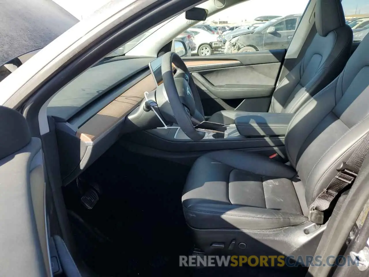 7 fotografías del automóvil dañado 7SAYGDEEXPF754676 TESLA MODEL Y 2023