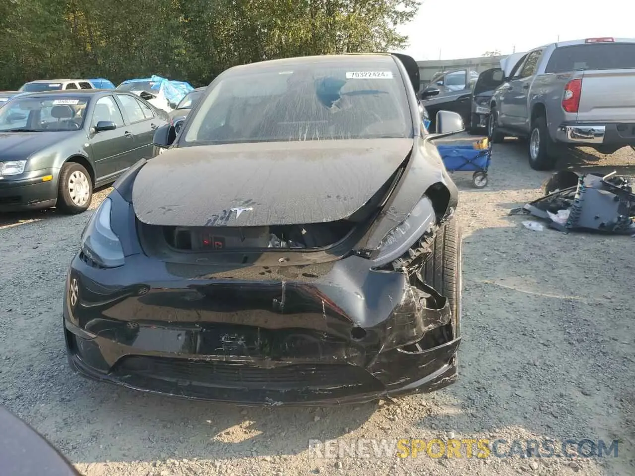 5 fotografías del automóvil dañado 7SAYGDEEXPF756024 TESLA MODEL Y 2023