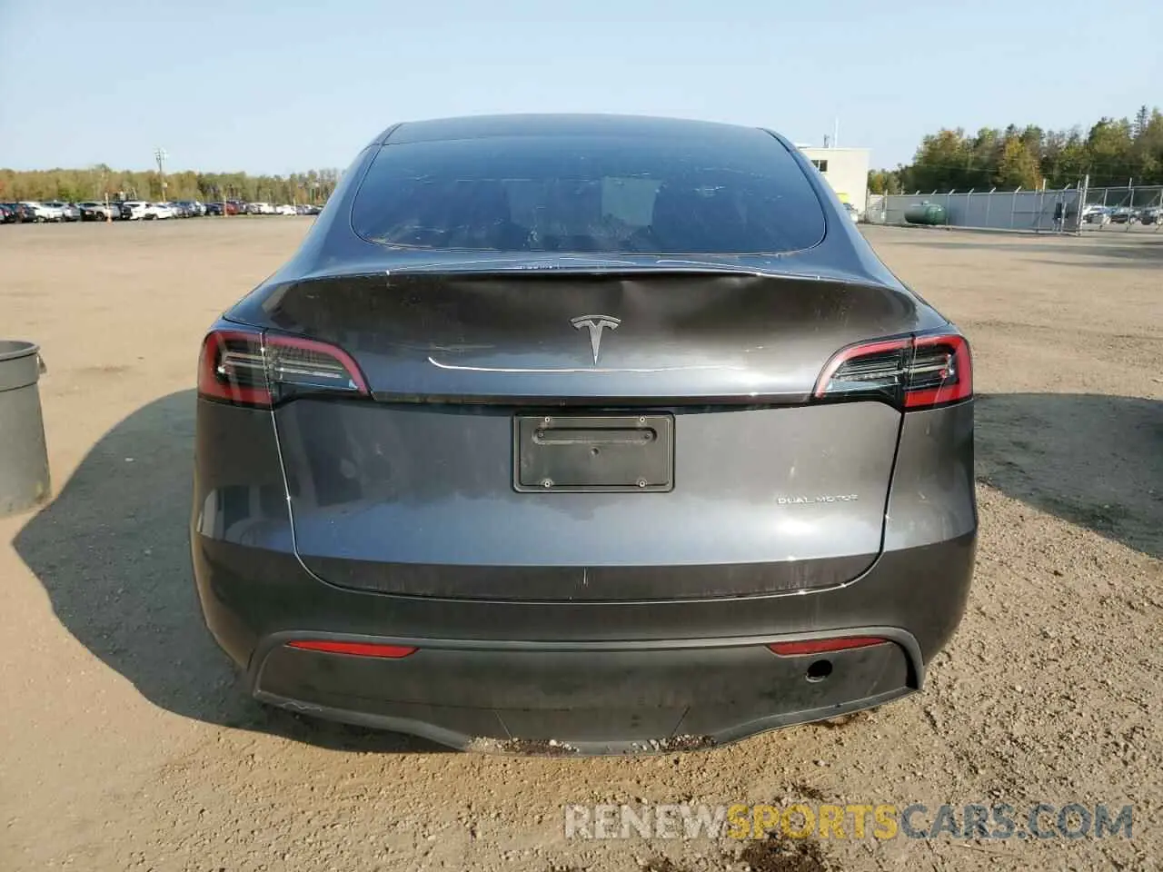 6 fotografías del automóvil dañado 7SAYGDEEXPF774071 TESLA MODEL Y 2023