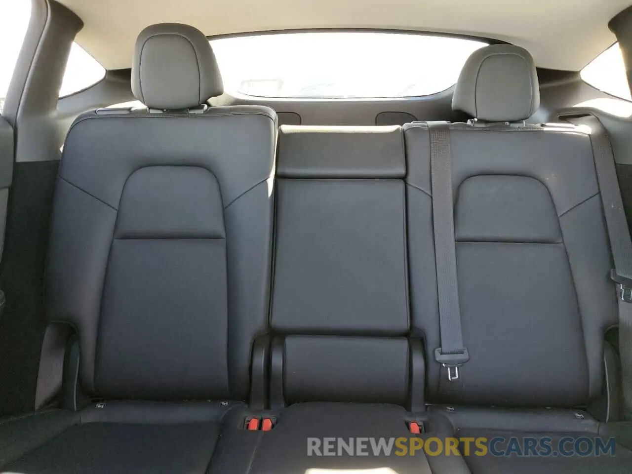 10 fotografías del automóvil dañado 7SAYGDEEXPF814469 TESLA MODEL Y 2023