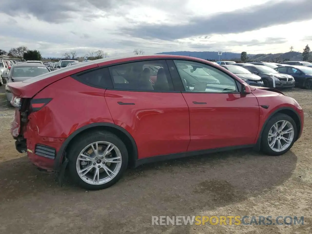 3 fotografías del automóvil dañado 7SAYGDEEXPF823186 TESLA MODEL Y 2023