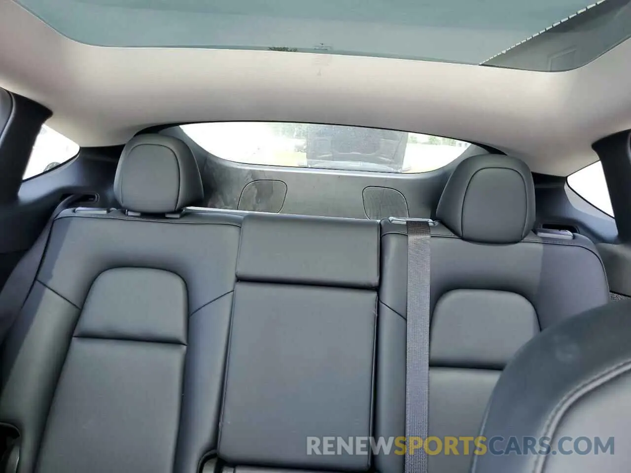10 fotografías del automóvil dañado 7SAYGDEEXPF827903 TESLA MODEL Y 2023