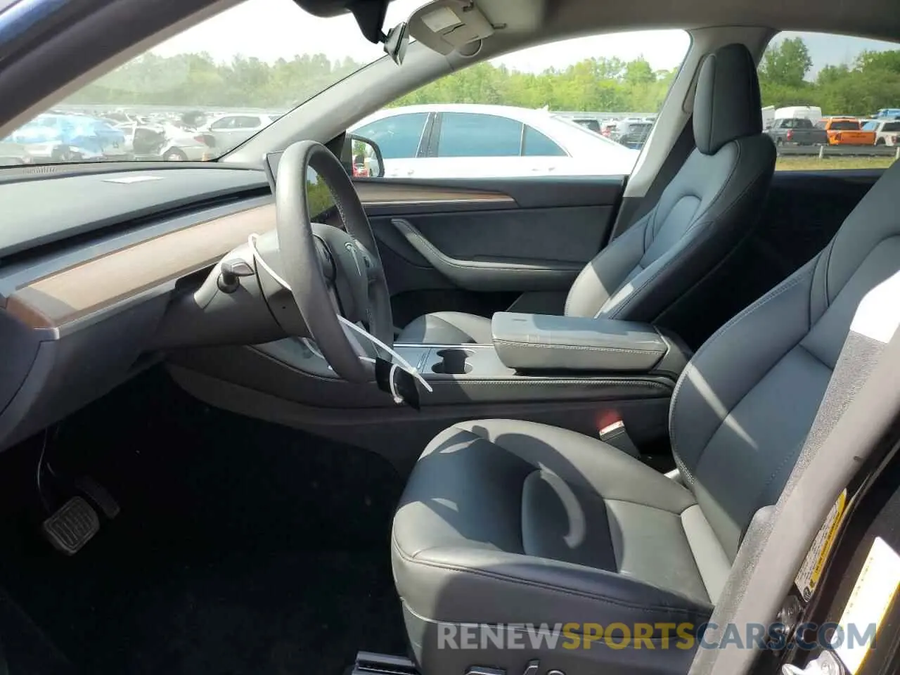 7 fotografías del automóvil dañado 7SAYGDEEXPF827903 TESLA MODEL Y 2023