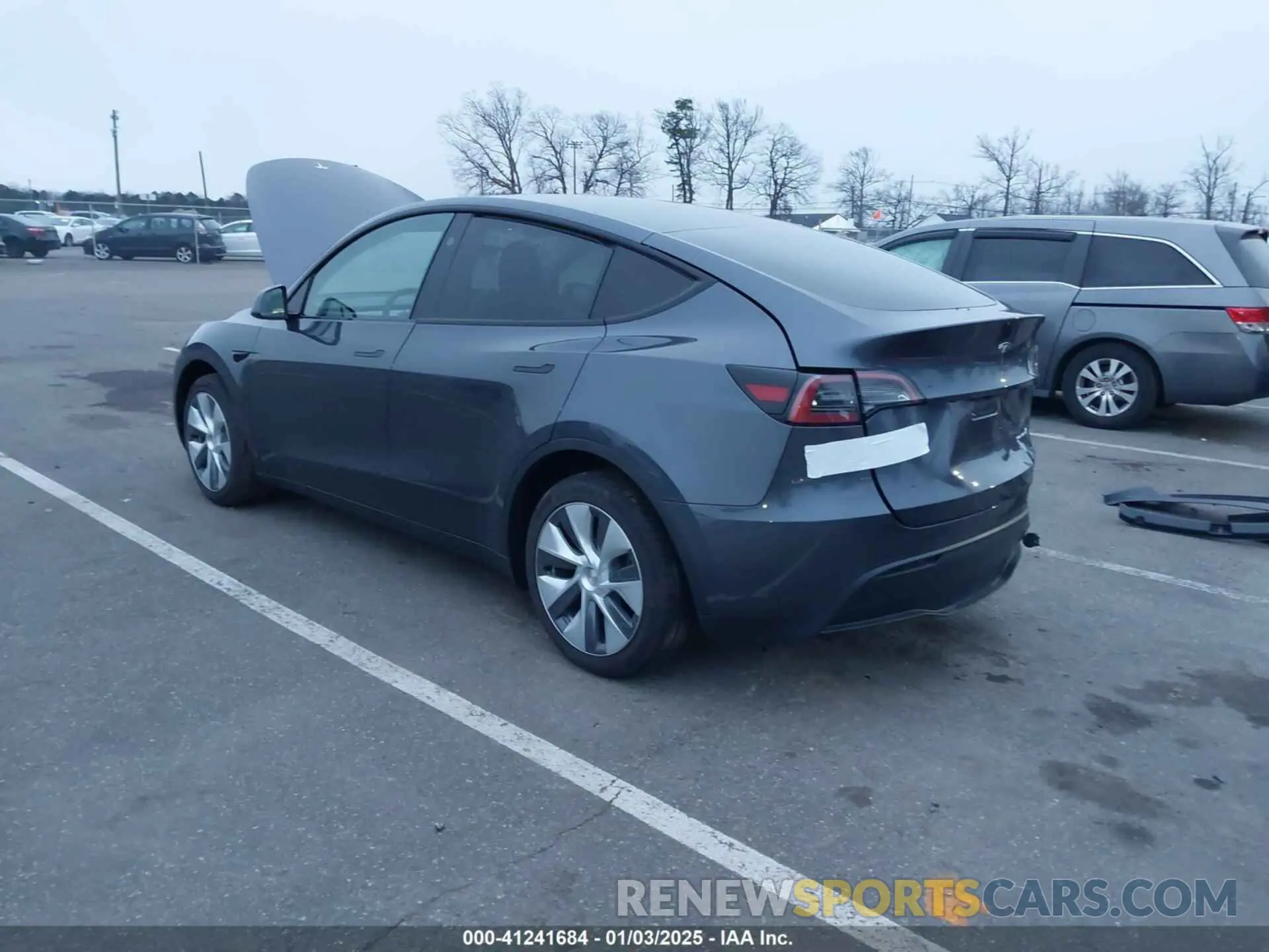 3 fotografías del automóvil dañado 7SAYGDEEXPF865549 TESLA MODEL Y 2023