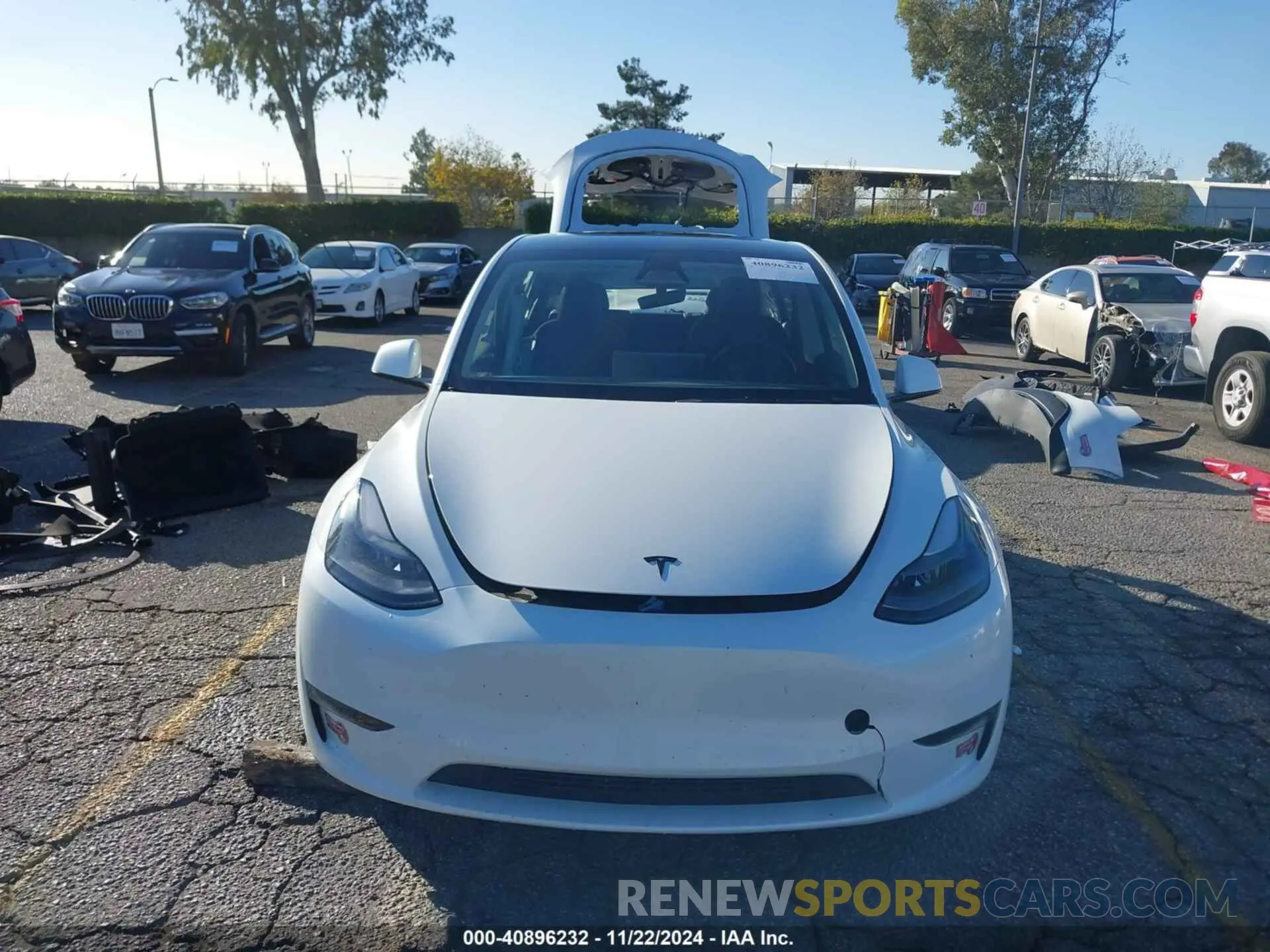 13 fotografías del automóvil dañado 7SAYGDEEXPF896297 TESLA MODEL Y 2023