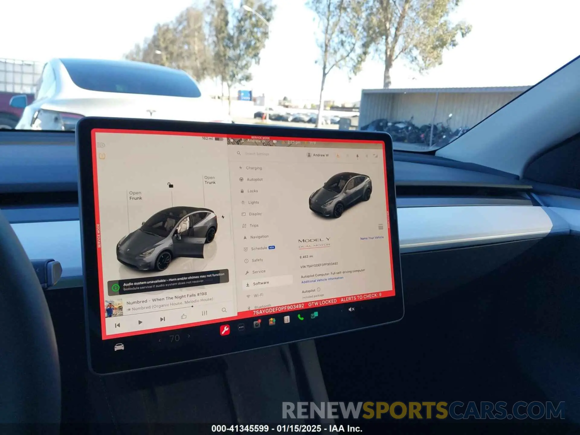 19 fotografías del automóvil dañado 7SAYGDEF0PF903492 TESLA MODEL Y 2023