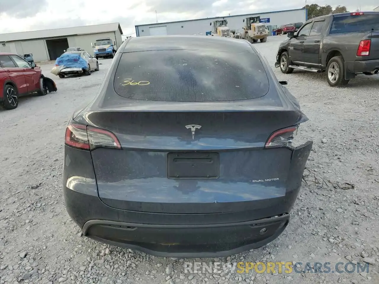 6 fotografías del automóvil dañado 7SAYGDEF1PA048993 TESLA MODEL Y 2023