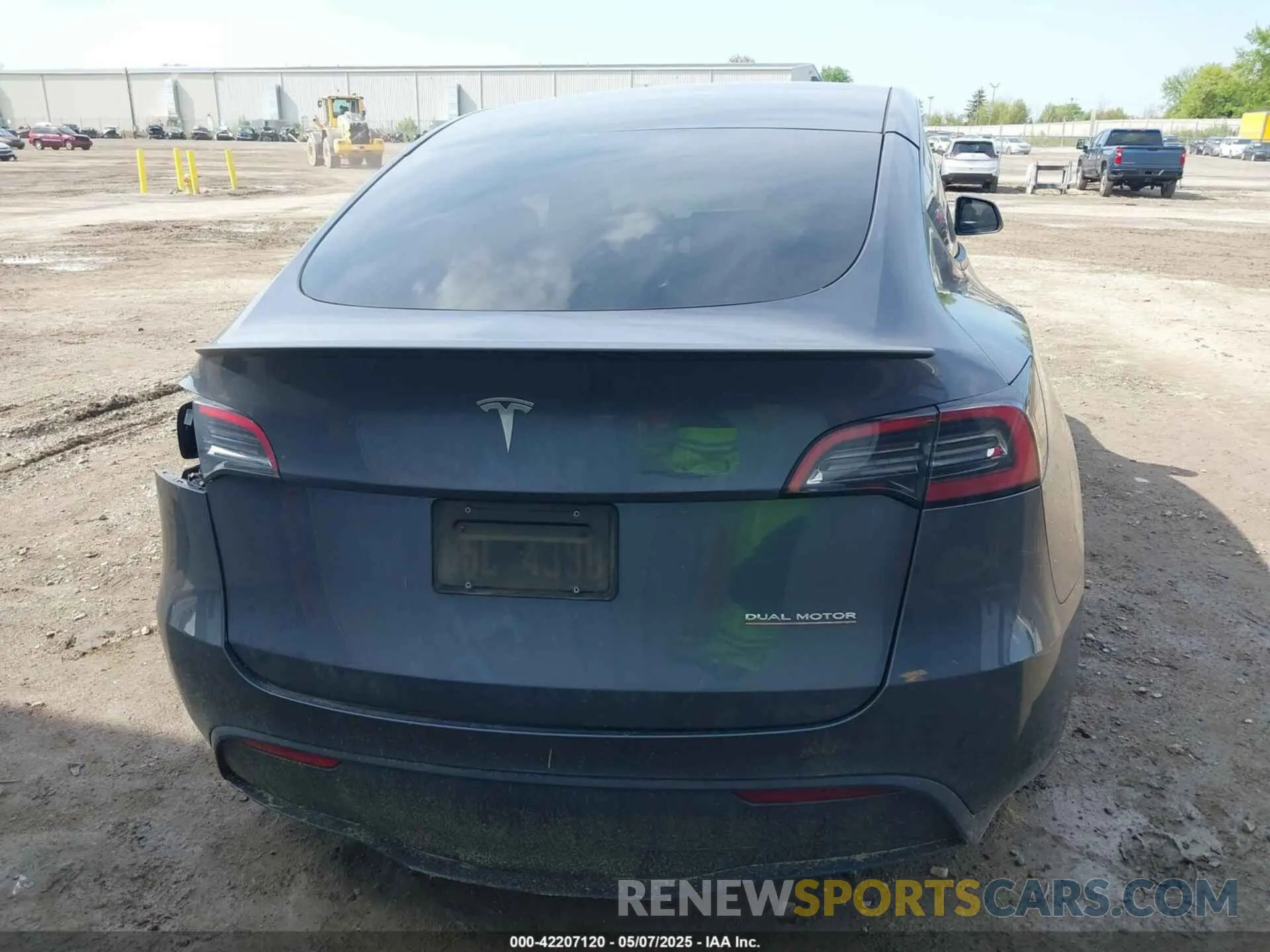 15 fotografías del automóvil dañado 7SAYGDEF1PF777756 TESLA MODEL Y 2023
