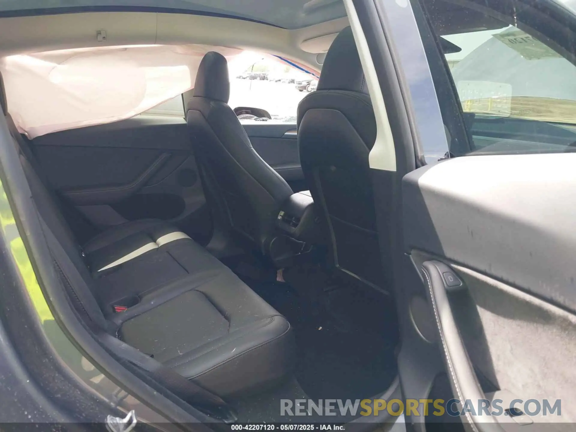 8 fotografías del automóvil dañado 7SAYGDEF1PF777756 TESLA MODEL Y 2023