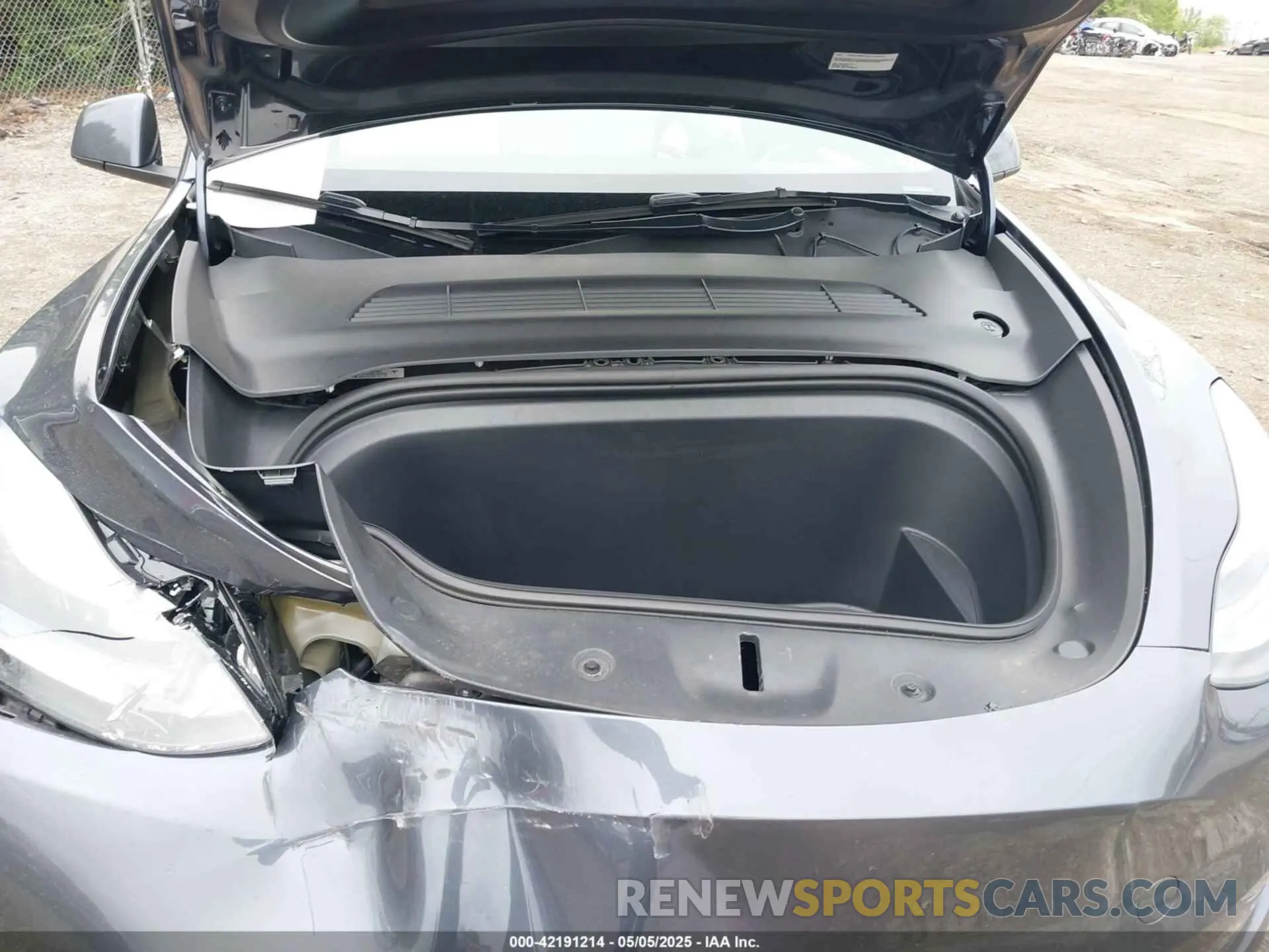10 fotografías del automóvil dañado 7SAYGDEF1PF838247 TESLA MODEL Y 2023