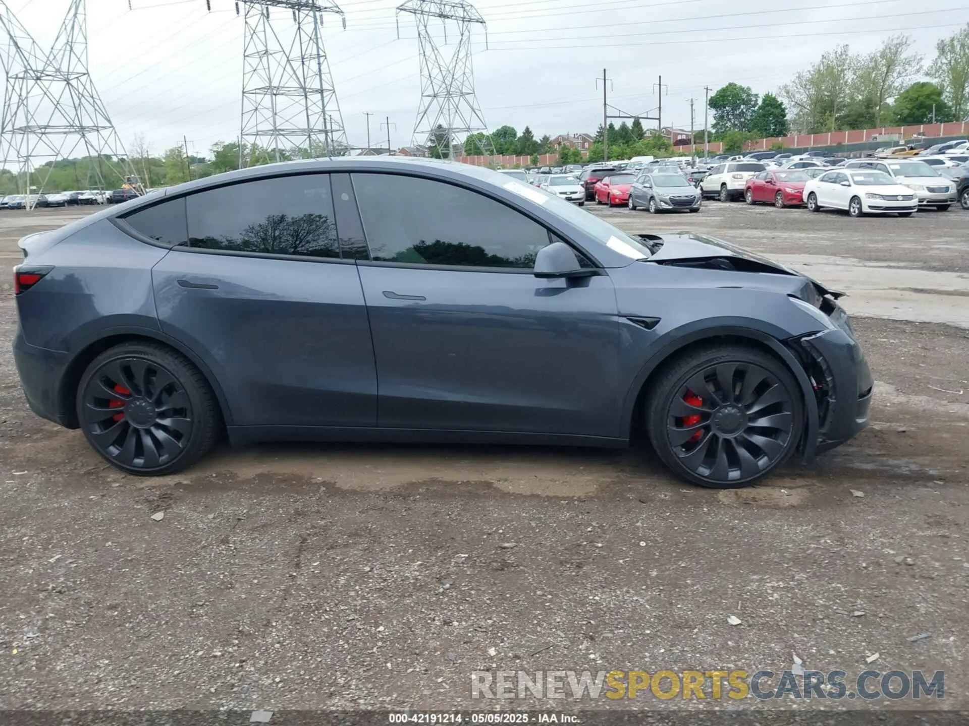 14 fotografías del automóvil dañado 7SAYGDEF1PF838247 TESLA MODEL Y 2023