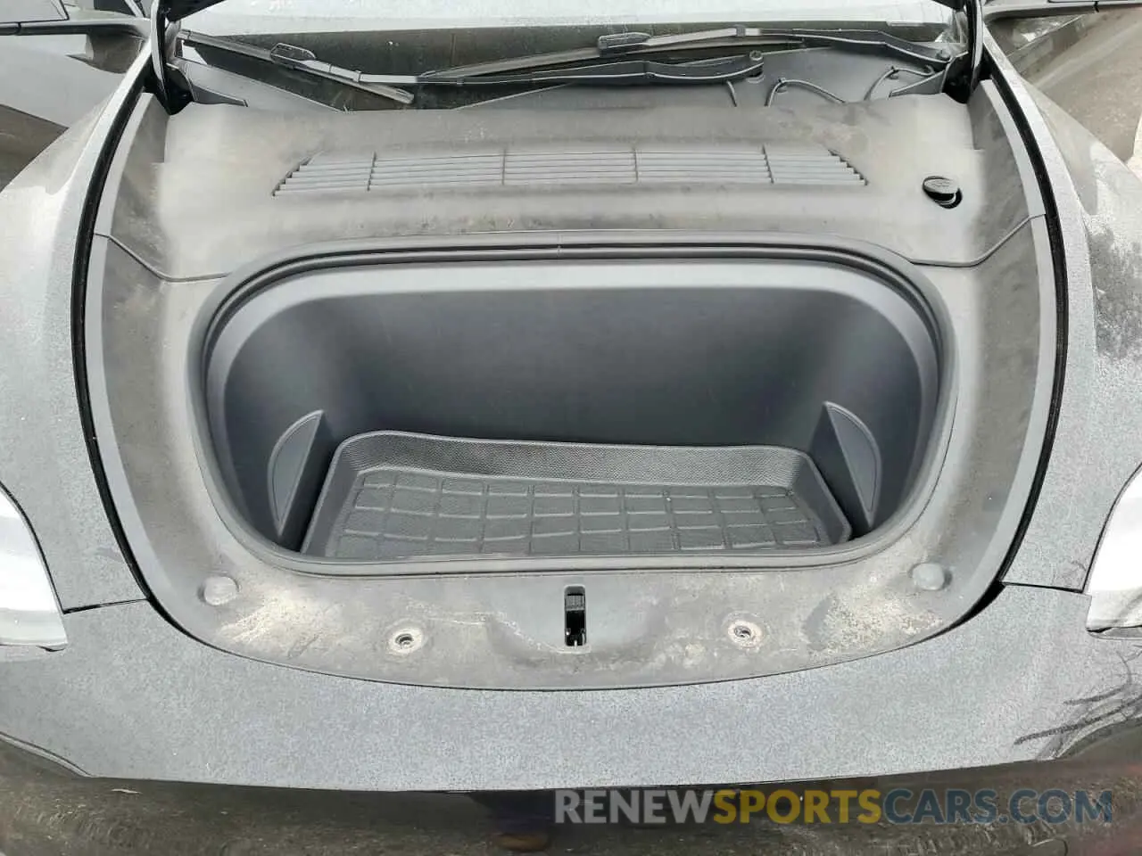 14 fotografías del automóvil dañado 7SAYGDEF1PF905820 TESLA MODEL Y 2023