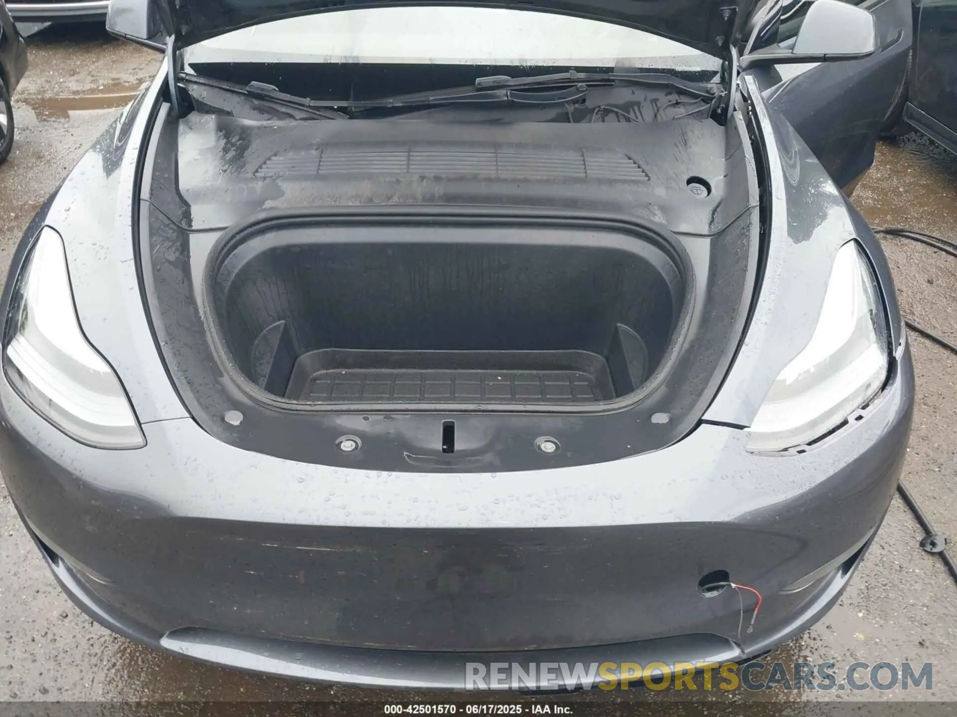 10 fotografías del automóvil dañado 7SAYGDEF2PA049778 TESLA MODEL Y 2023