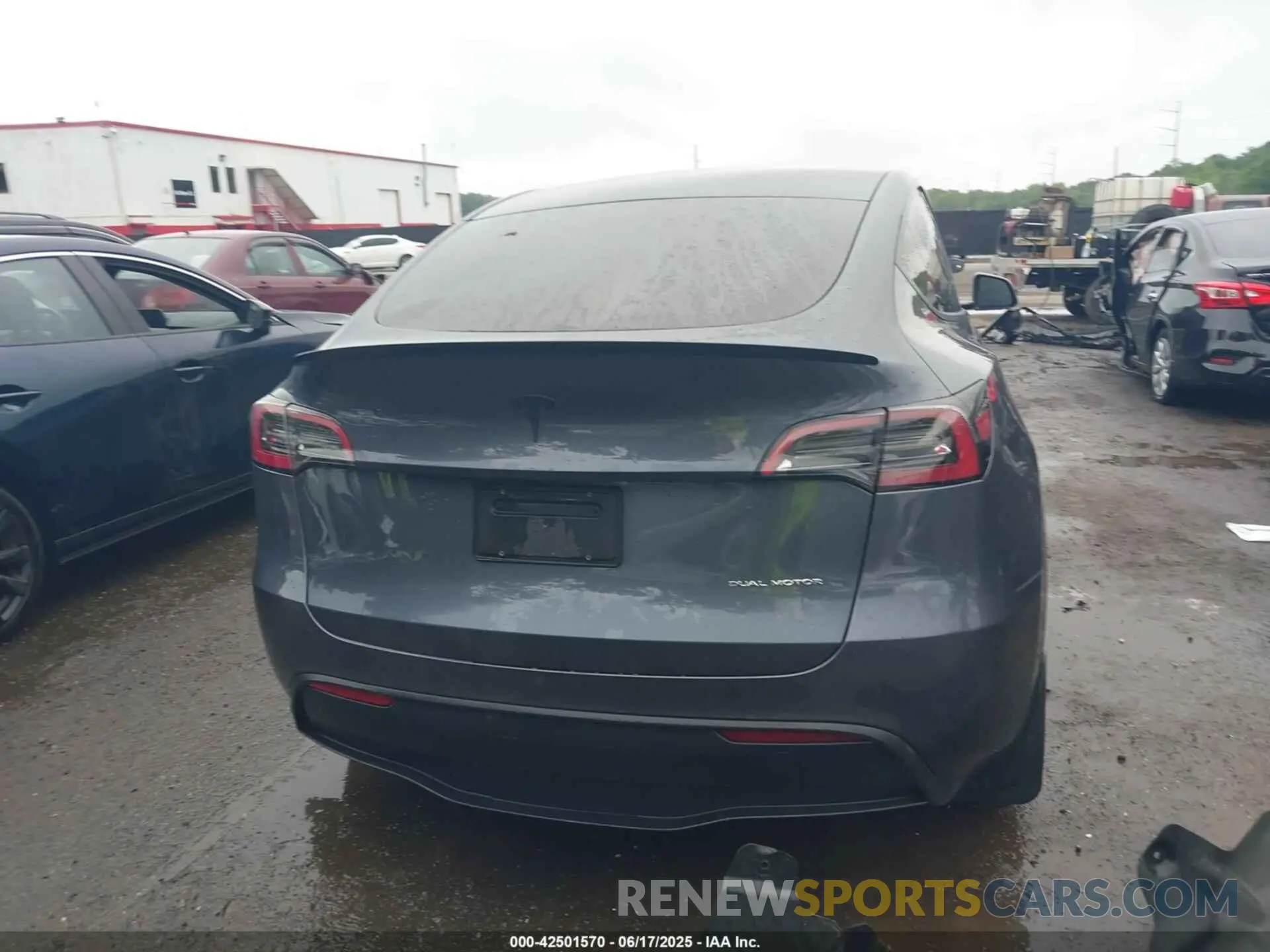 16 fotografías del automóvil dañado 7SAYGDEF2PA049778 TESLA MODEL Y 2023