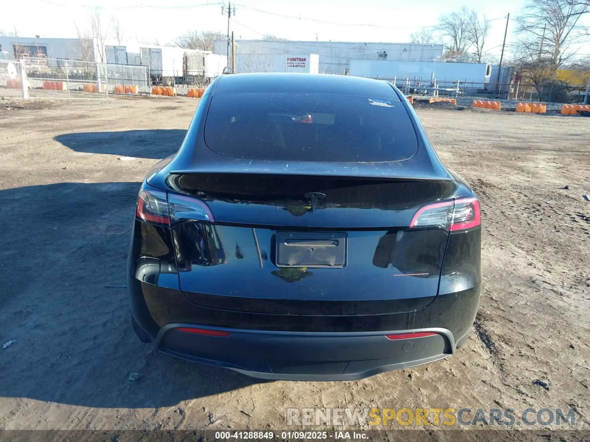 15 fotografías del automóvil dañado 7SAYGDEF2PF745415 TESLA MODEL Y 2023