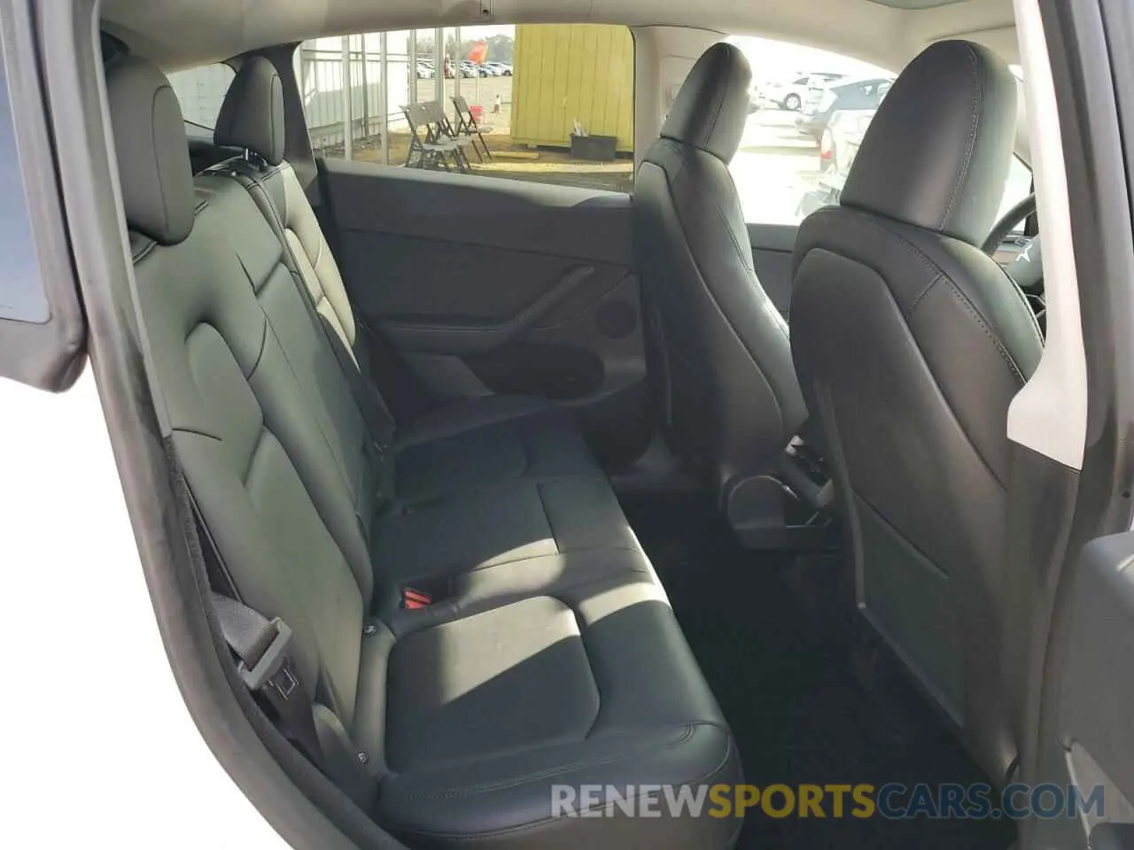 10 fotografías del automóvil dañado 7SAYGDEF2PF763753 TESLA MODEL Y 2023