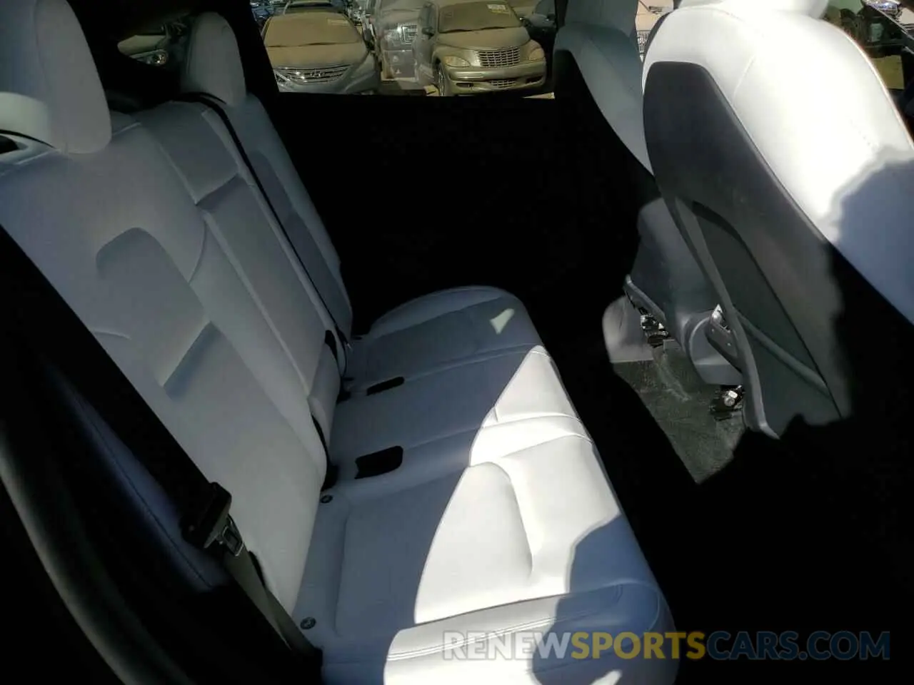 11 fotografías del automóvil dañado 7SAYGDEF2PF765941 TESLA MODEL Y 2023