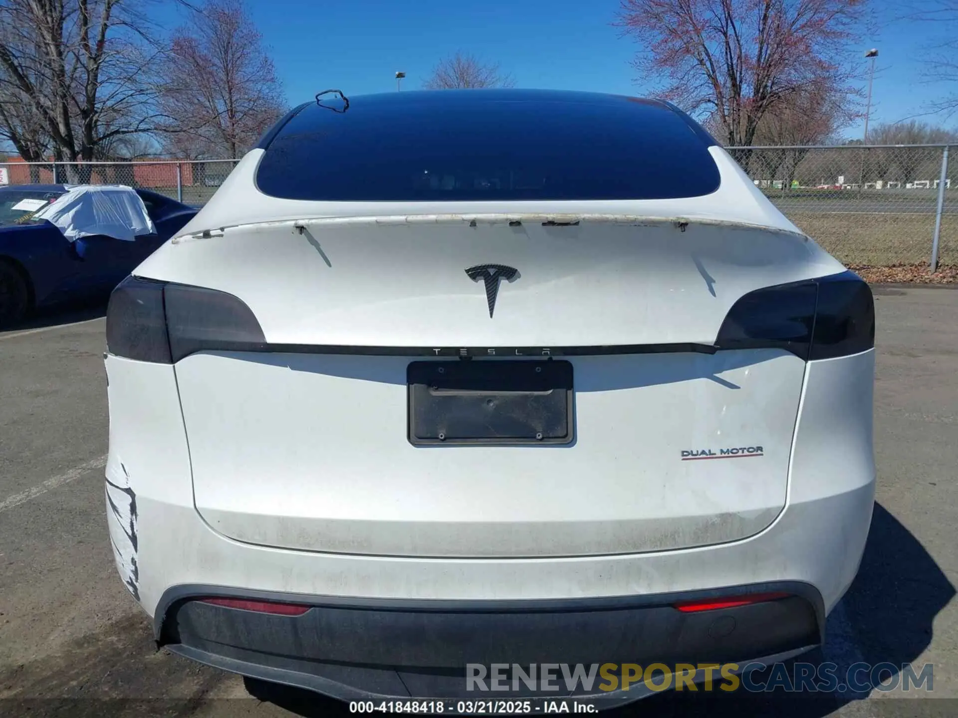 15 fotografías del automóvil dañado 7SAYGDEF2PF775367 TESLA MODEL Y 2023