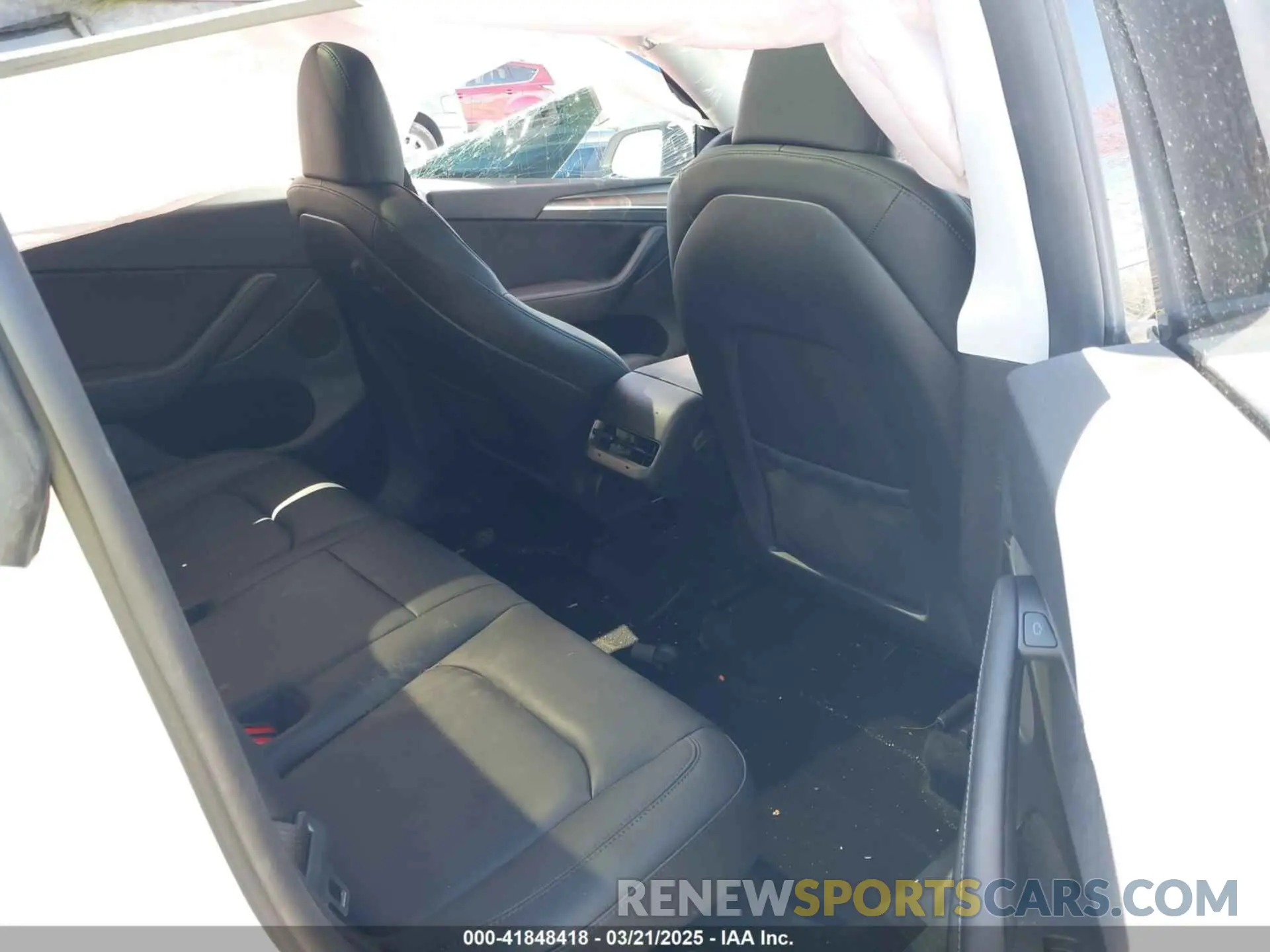 8 fotografías del automóvil dañado 7SAYGDEF2PF775367 TESLA MODEL Y 2023