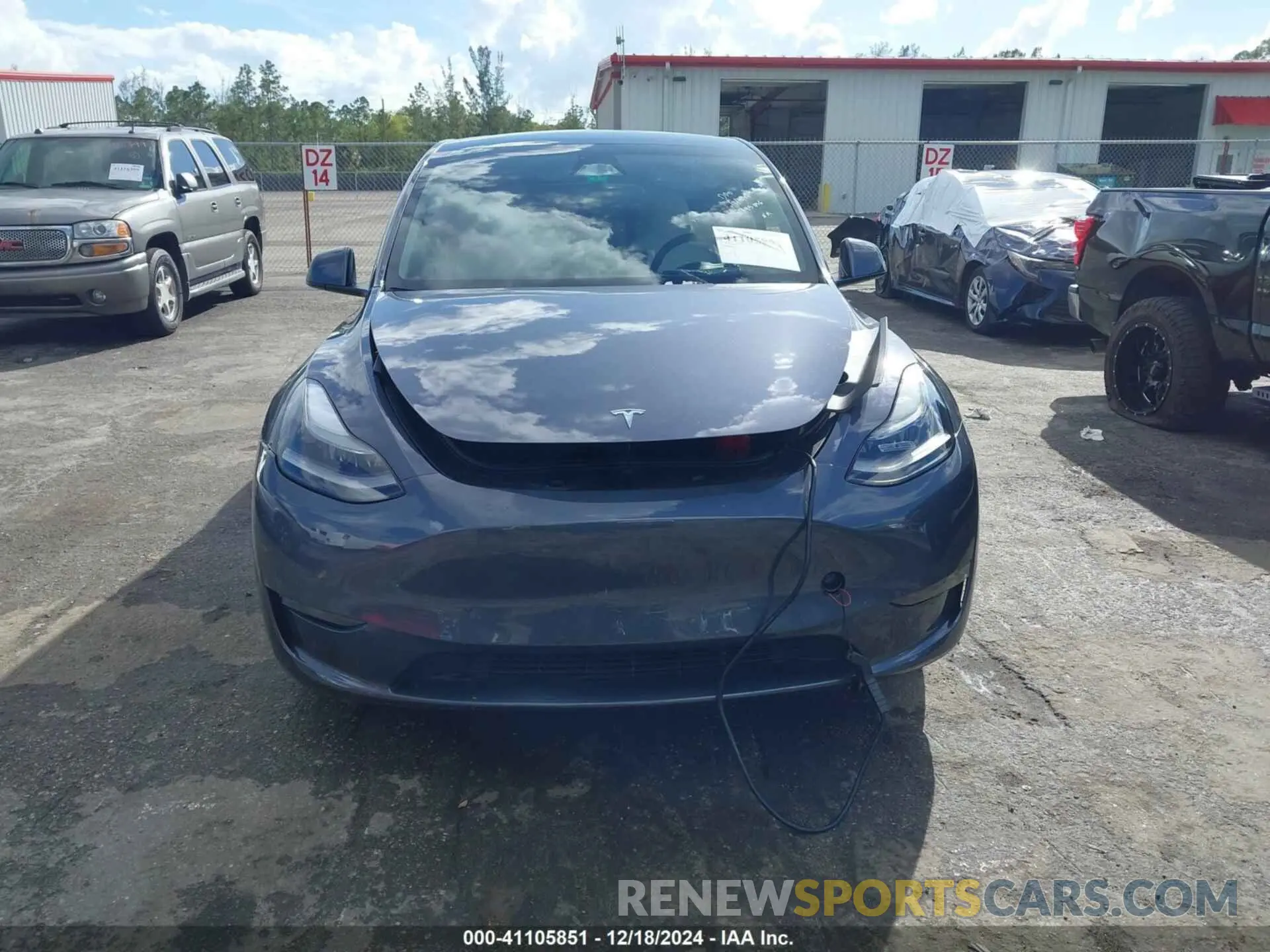 11 fotografías del automóvil dañado 7SAYGDEF2PF795036 TESLA MODEL Y 2023