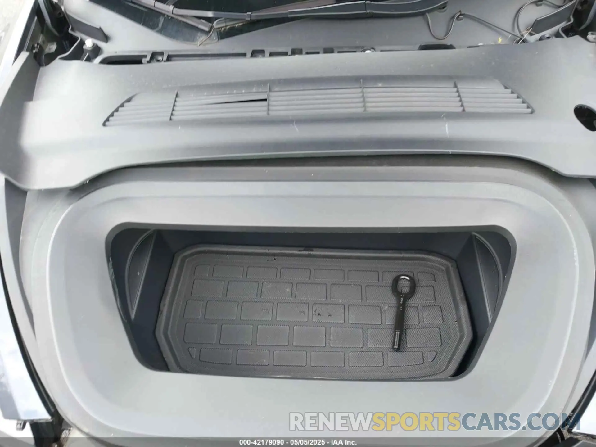 10 fotografías del automóvil dañado 7SAYGDEF2PF845353 TESLA MODEL Y 2023