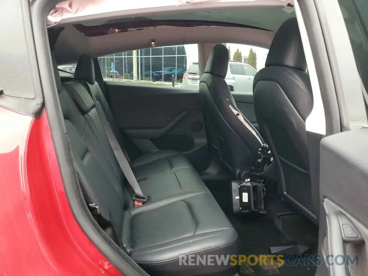 10 fotografías del automóvil dañado 7SAYGDEF2PF860063 TESLA MODEL Y 2023