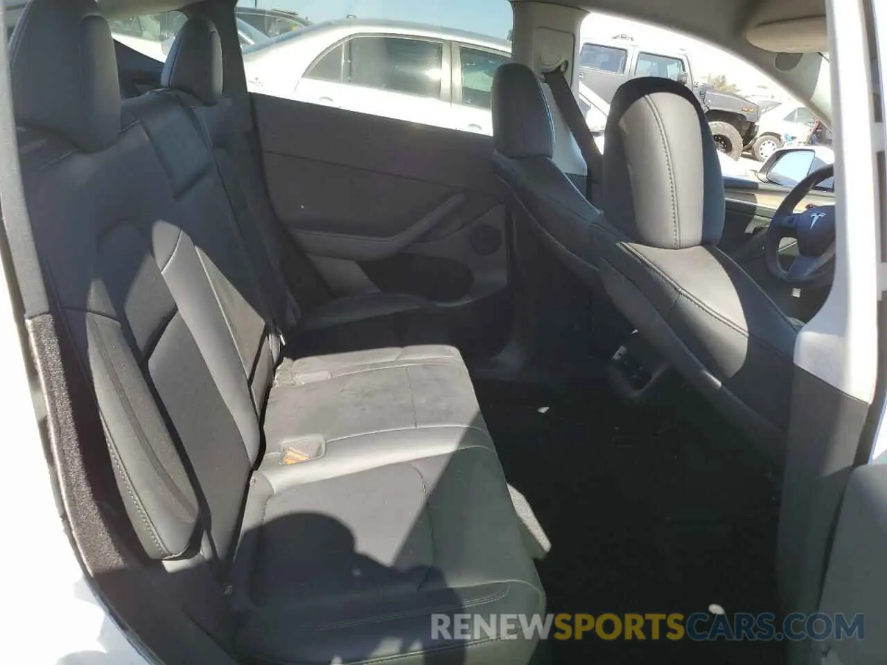 11 fotografías del automóvil dañado 7SAYGDEF2PF943315 TESLA MODEL Y 2023