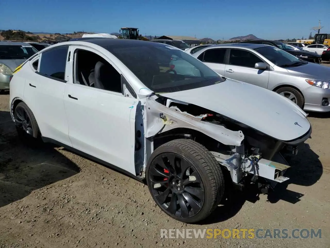 4 fotografías del automóvil dañado 7SAYGDEF2PF943315 TESLA MODEL Y 2023