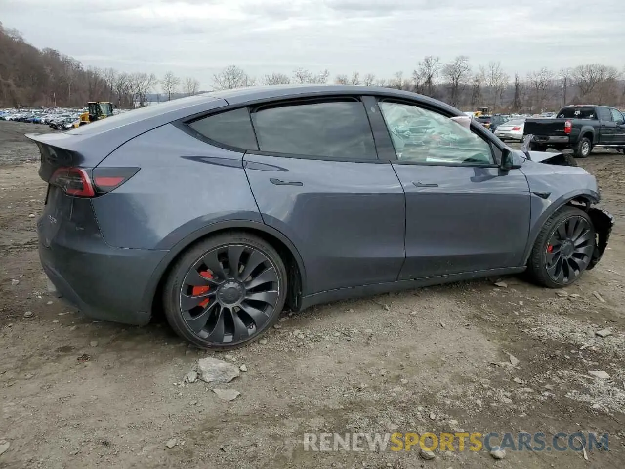 3 fotografías del automóvil dañado 7SAYGDEF3PF705733 TESLA MODEL Y 2023