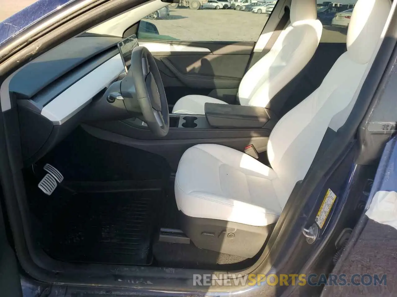 7 fotografías del automóvil dañado 7SAYGDEF3PF904751 TESLA MODEL Y 2023