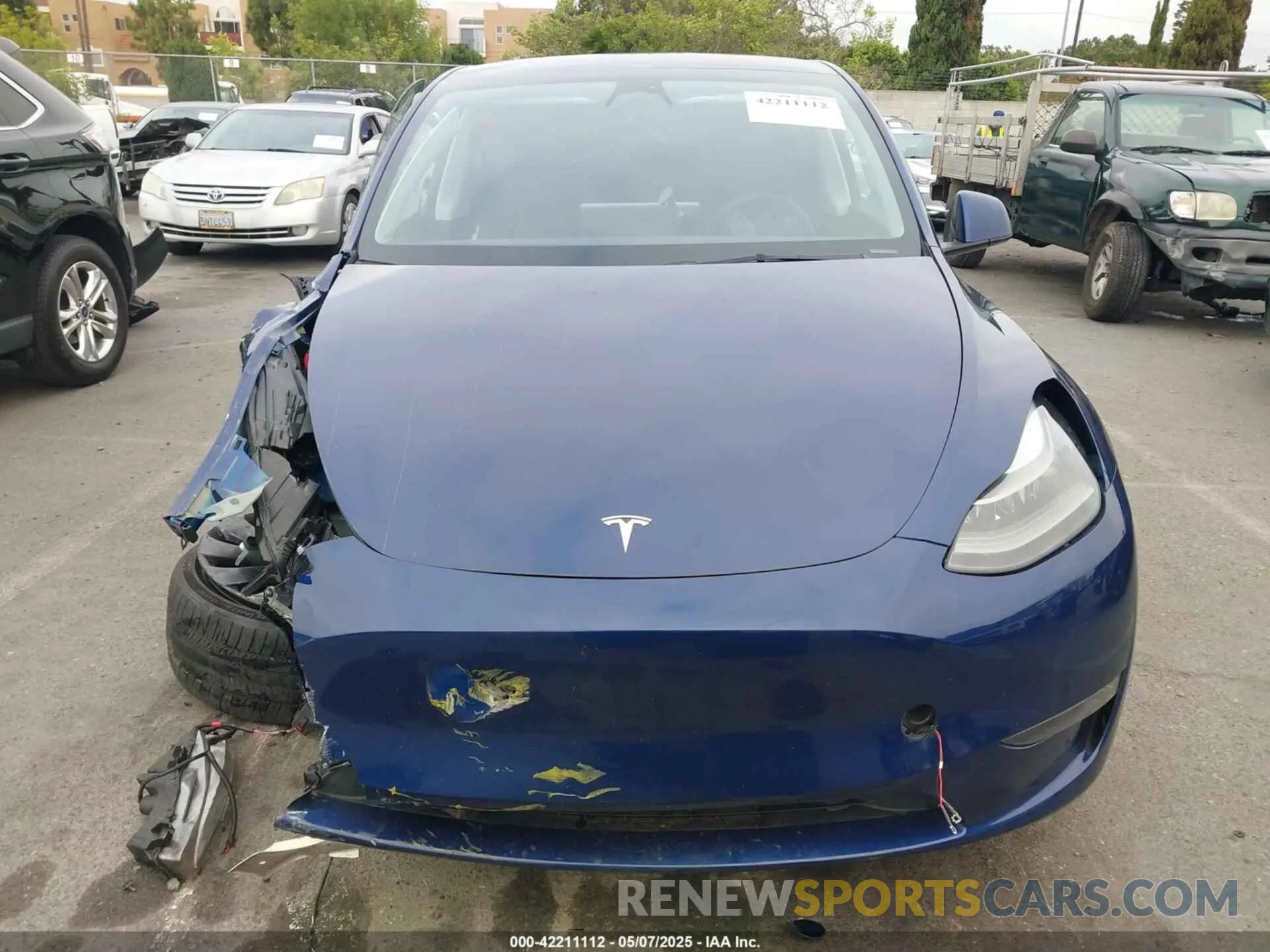 12 fotografías del automóvil dañado 7SAYGDEF4PF709015 TESLA MODEL Y 2023