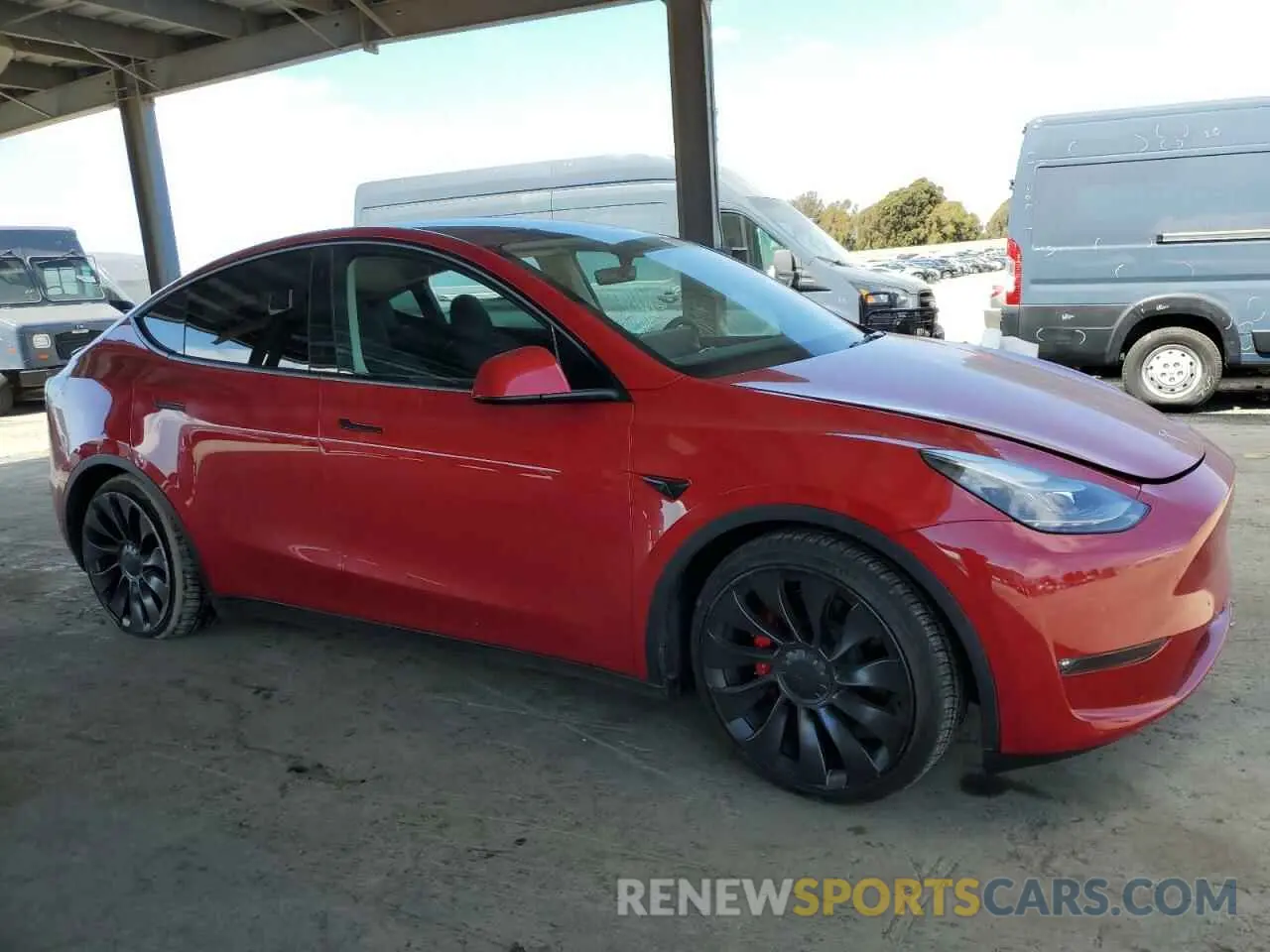 4 fotografías del automóvil dañado 7SAYGDEF4PF738417 TESLA MODEL Y 2023