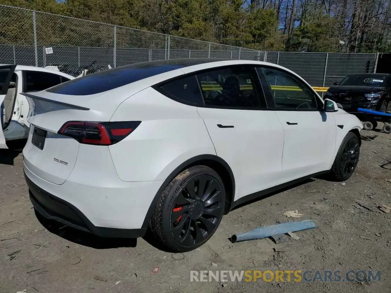 3 fotografías del automóvil dañado 7SAYGDEF4PF779825 TESLA MODEL Y 2023