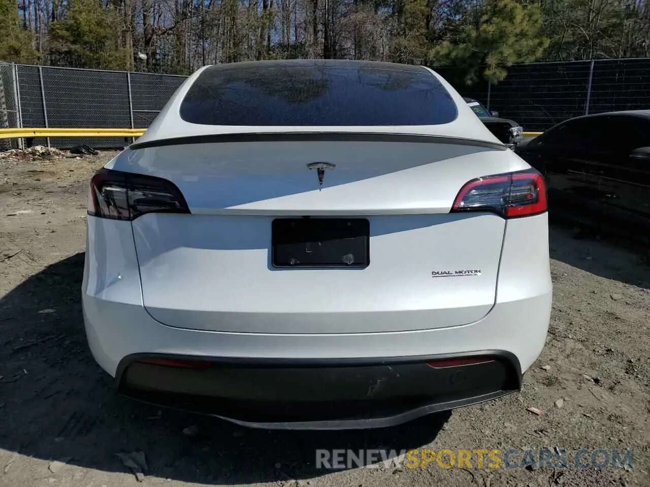 6 fotografías del automóvil dañado 7SAYGDEF4PF779825 TESLA MODEL Y 2023